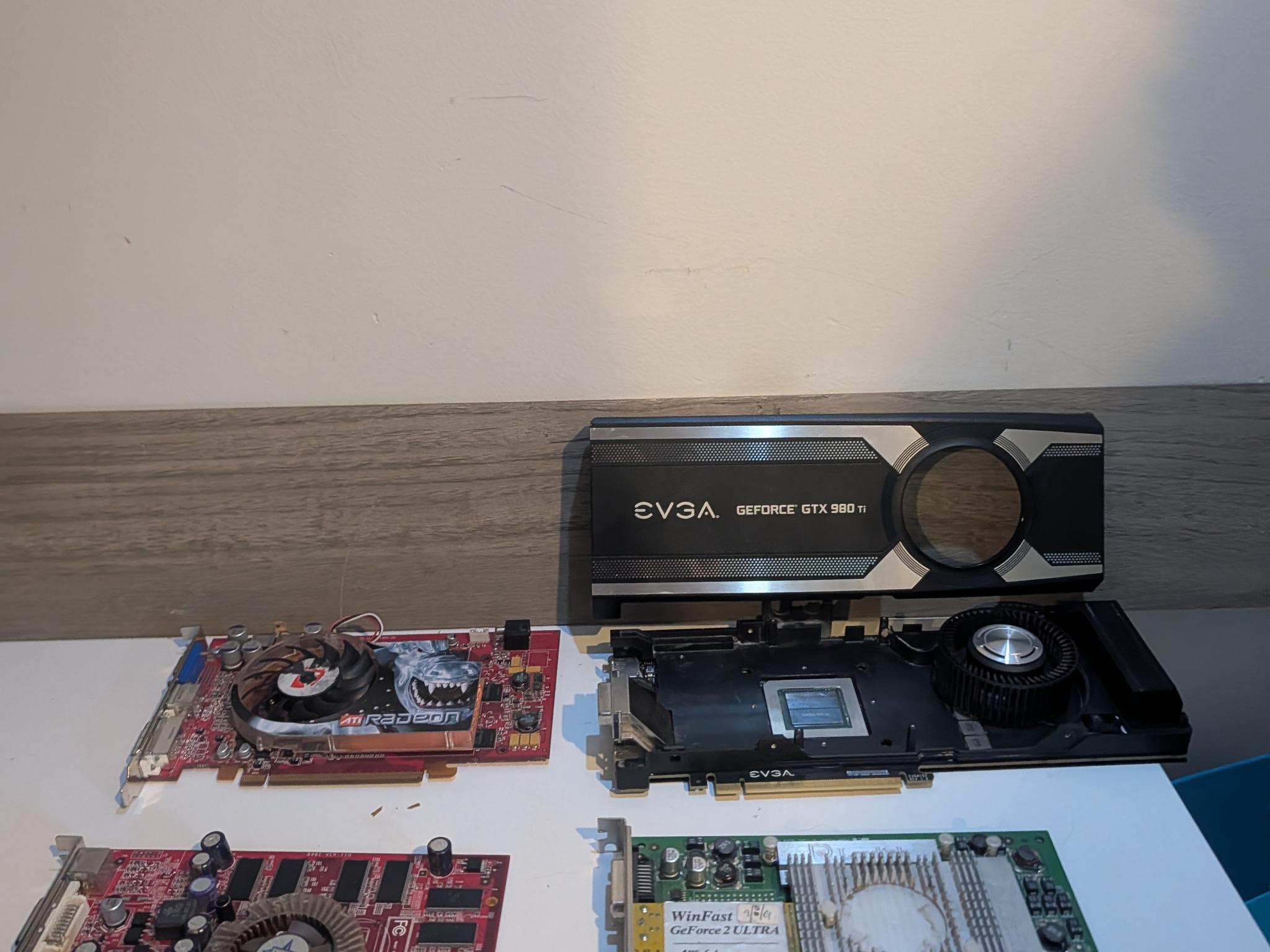 GTX 980 TI GEFORCE 6600 GeForce 2 ultra AMD X800 Bundle READ