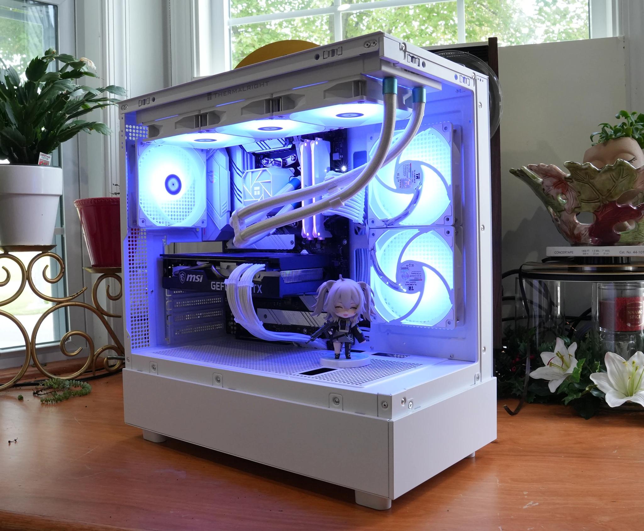 🧊🧊 Frost's Core | Ryzen 7 5700X - RTX 3070 8GB - 32GB 3600MHz RAM | Mid-Range Gaming PC