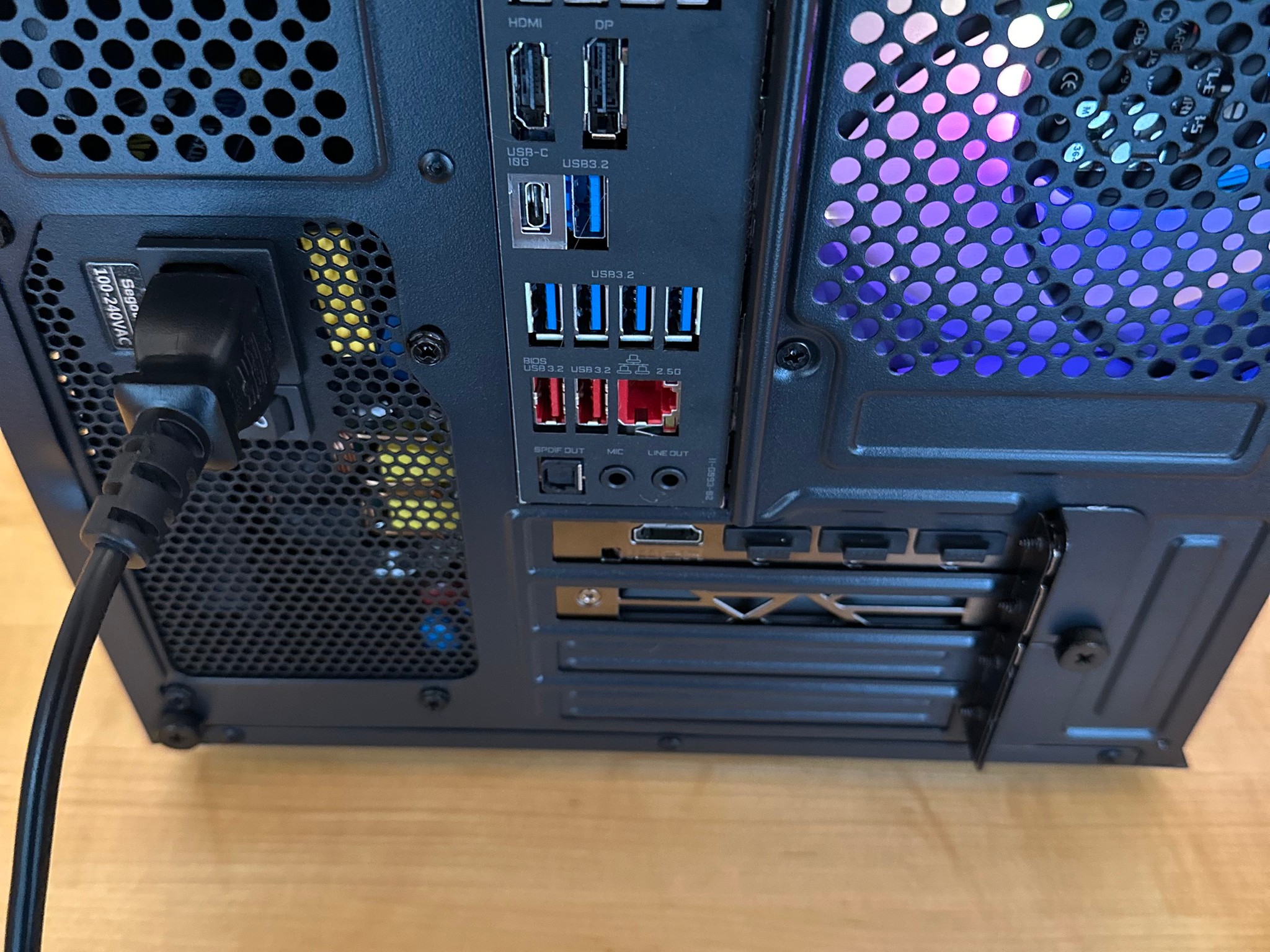 🍧🌚|RTX 4070ti, Ryzen 7800x3d, 32gb DDR5, 2tb NVMe, WiFi Equipped Gaming/Content/Streaming PC!