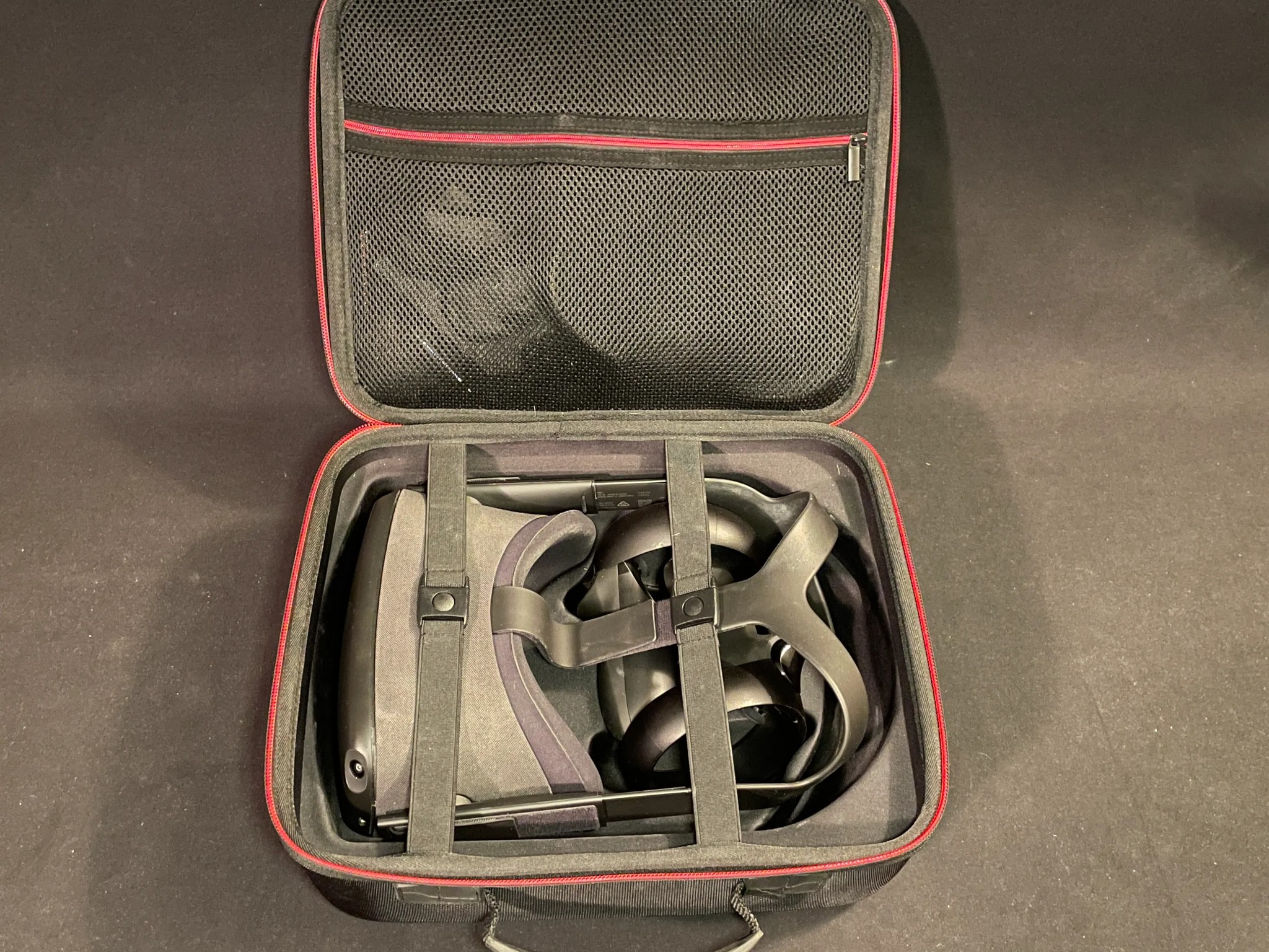 Meta Oculus Quest With Games And Accessories.