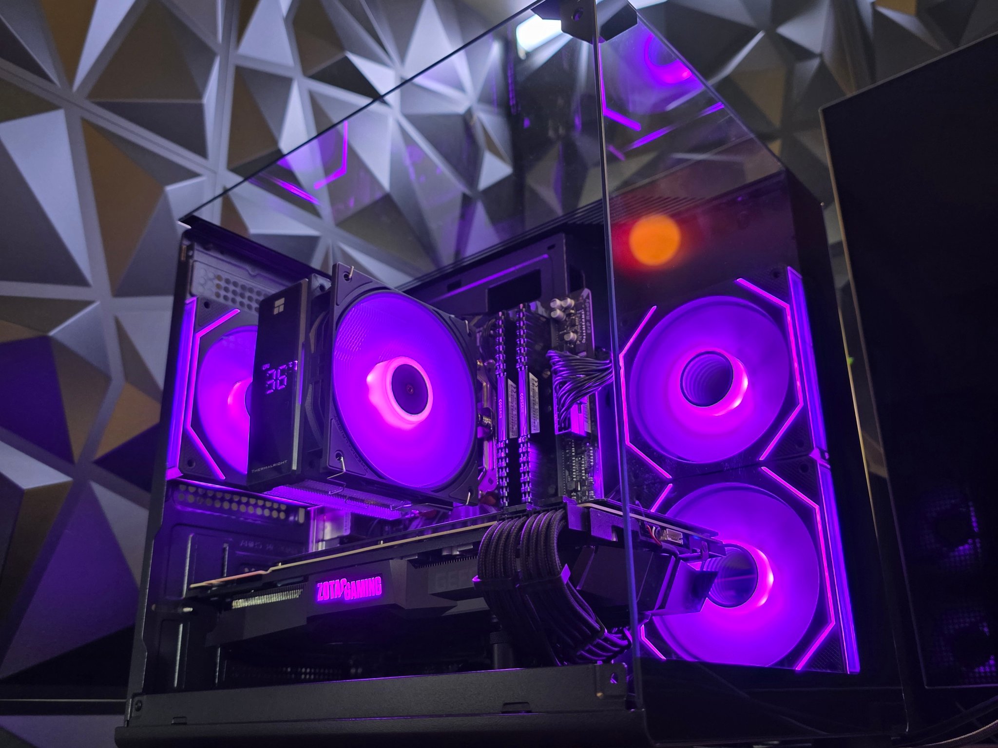 RTX 2080 SUPER + RYZEN 5 3600 PC