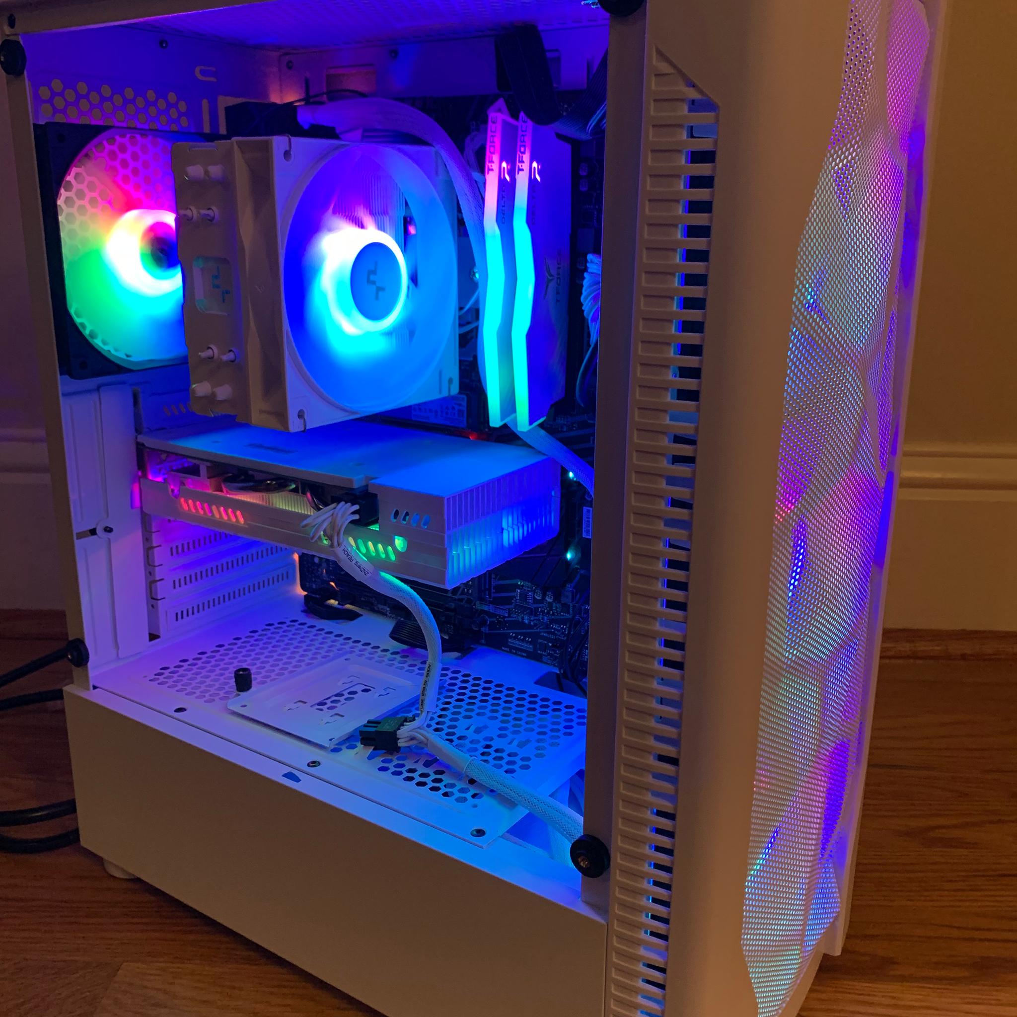 RTX 2060 SUPER 4K VR GAMING/EDITING/STREAMING PC i3-8350K 5Ghz 16GB RAM 500GB SSD WINDOWS WHITE RGB