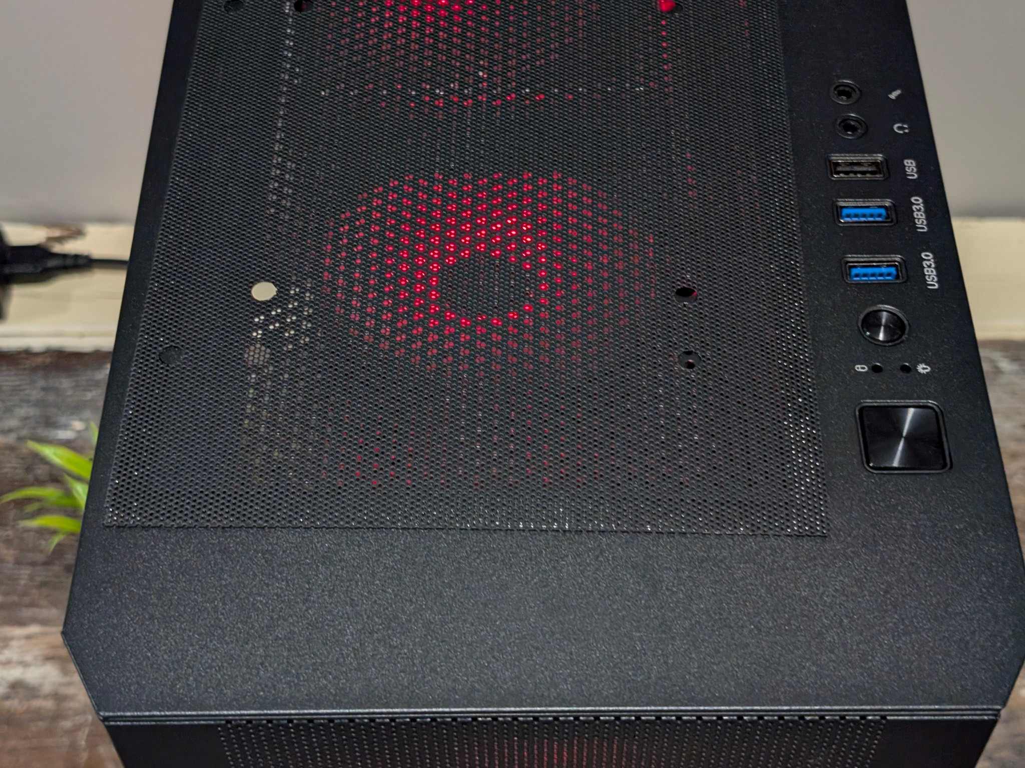 🔴 Gaming PC // RTX 4060 Ti - Ryzen 5 5500 🔴