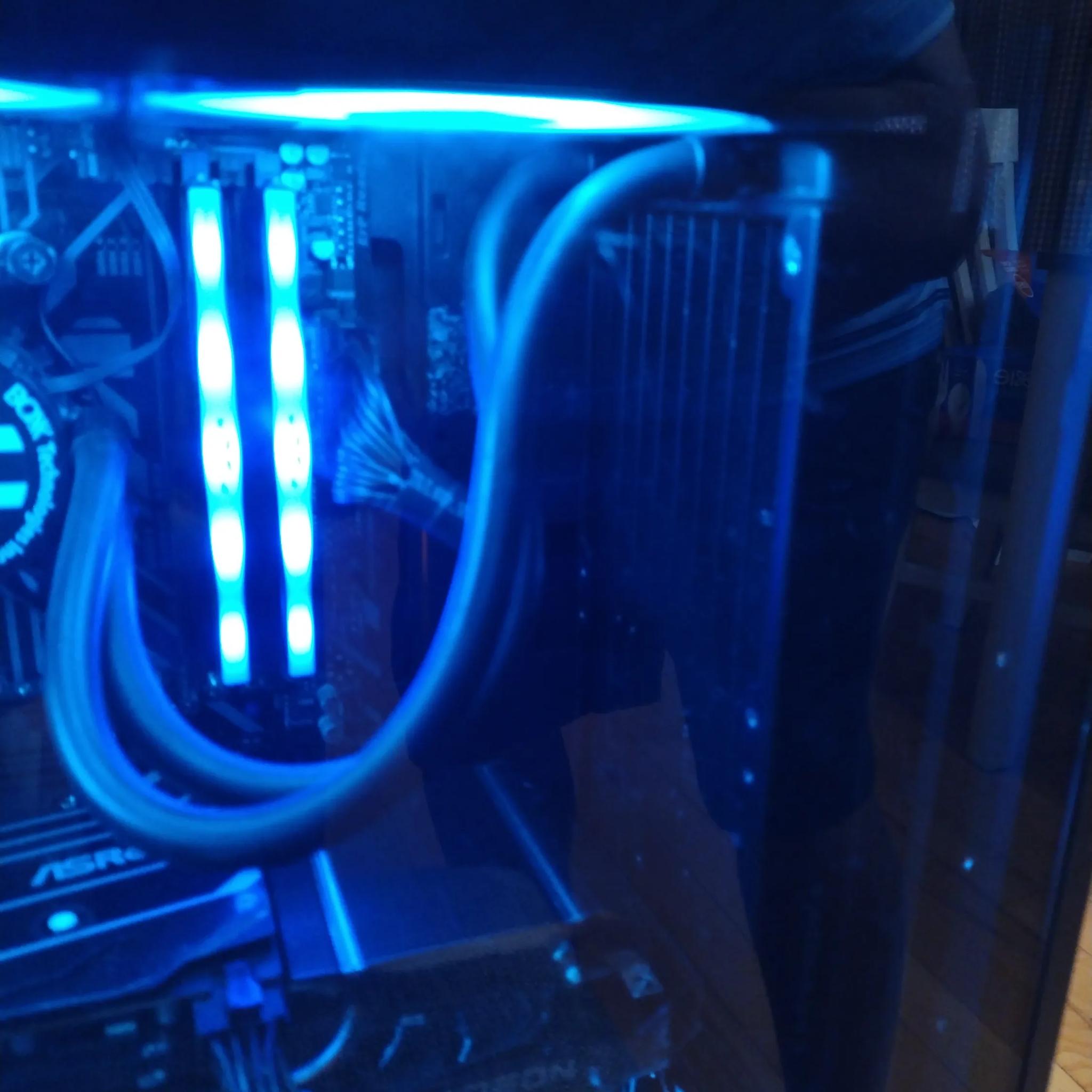 (#20) Ryzen 7 3800X / RX 6600