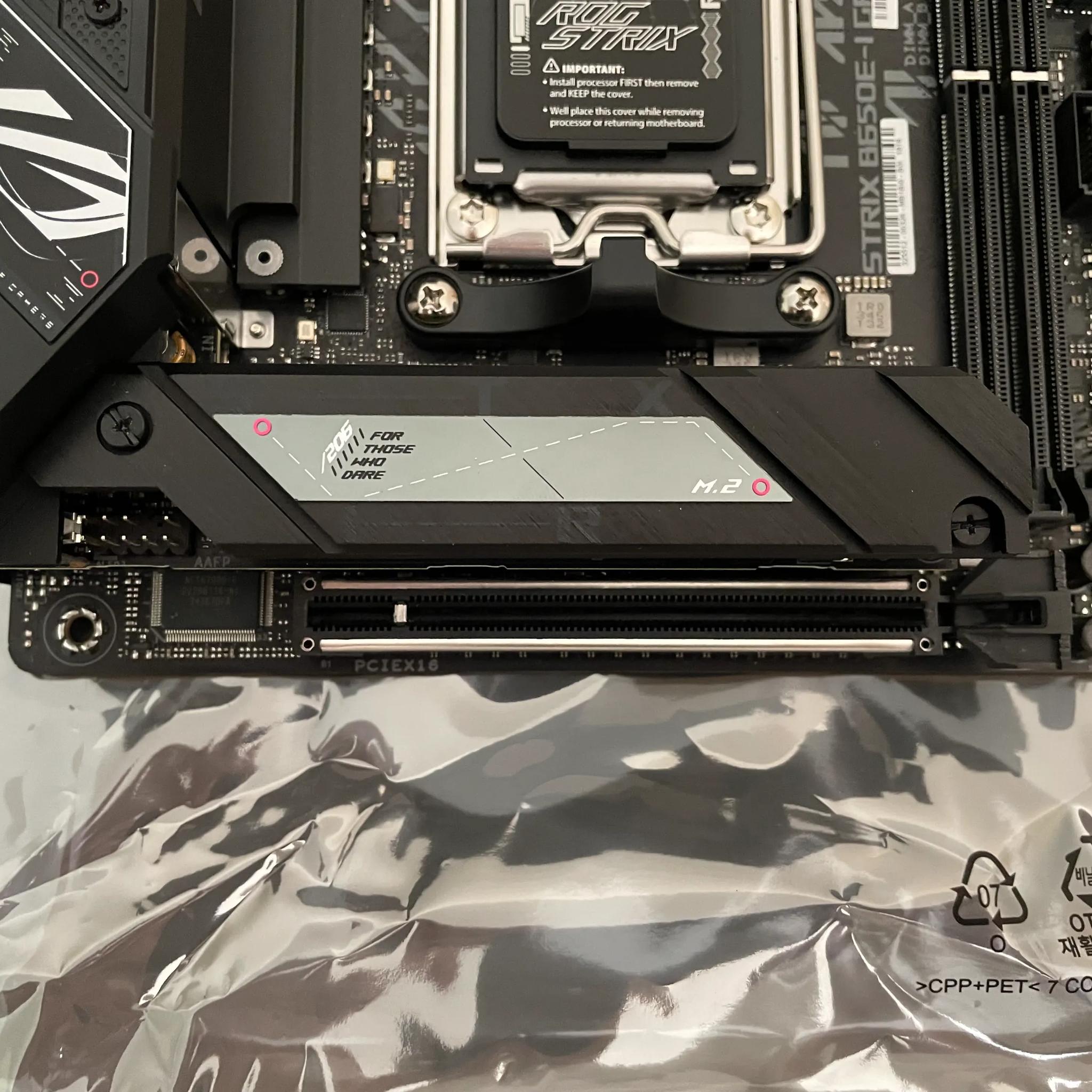 ASUS ROG STRIX B650E-I GAMING WIFI AM5 AMD Motherboard