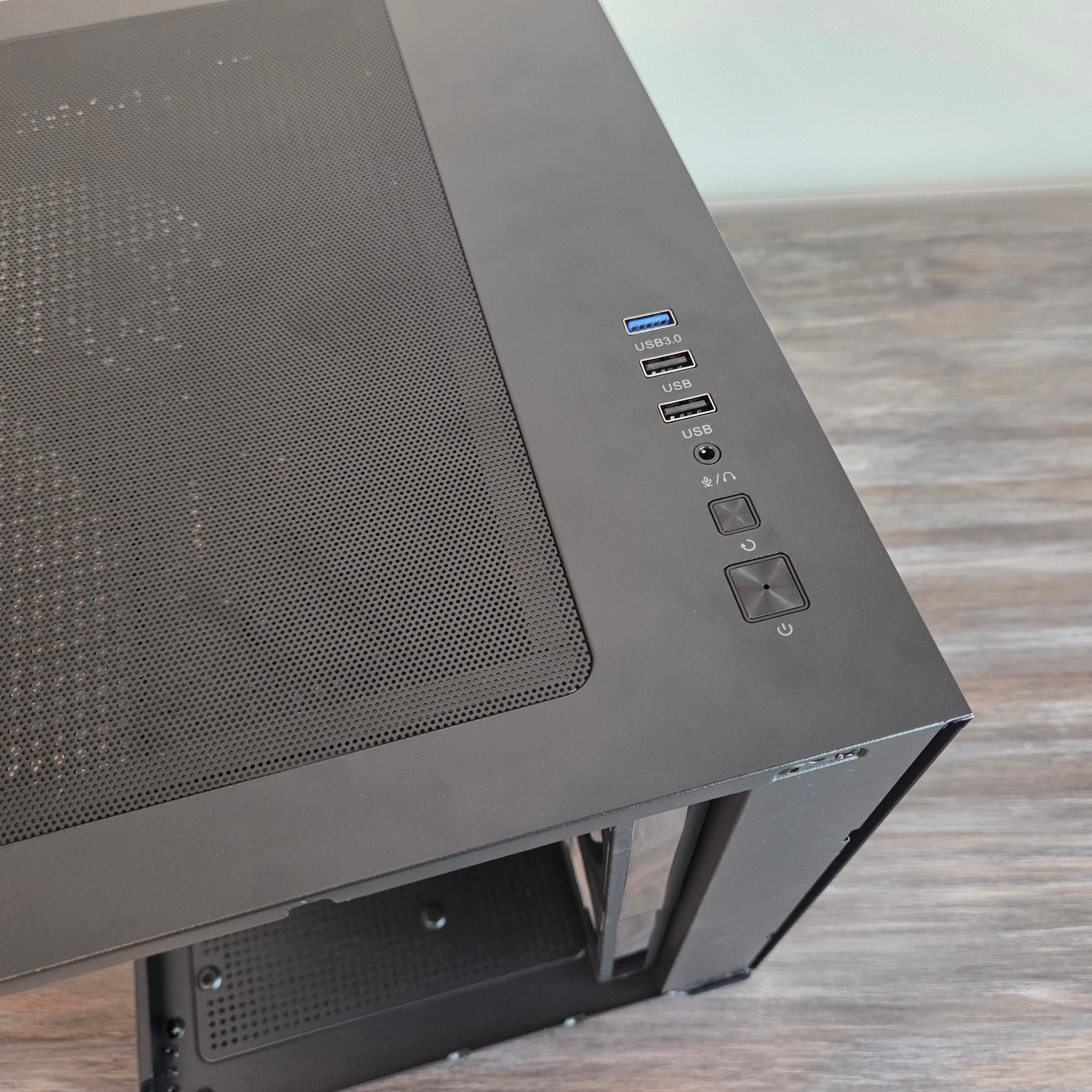 Small black gaming PC | RTX 4060 | RYZEN 5 3600 | 16GB RAM | 512GB SSD