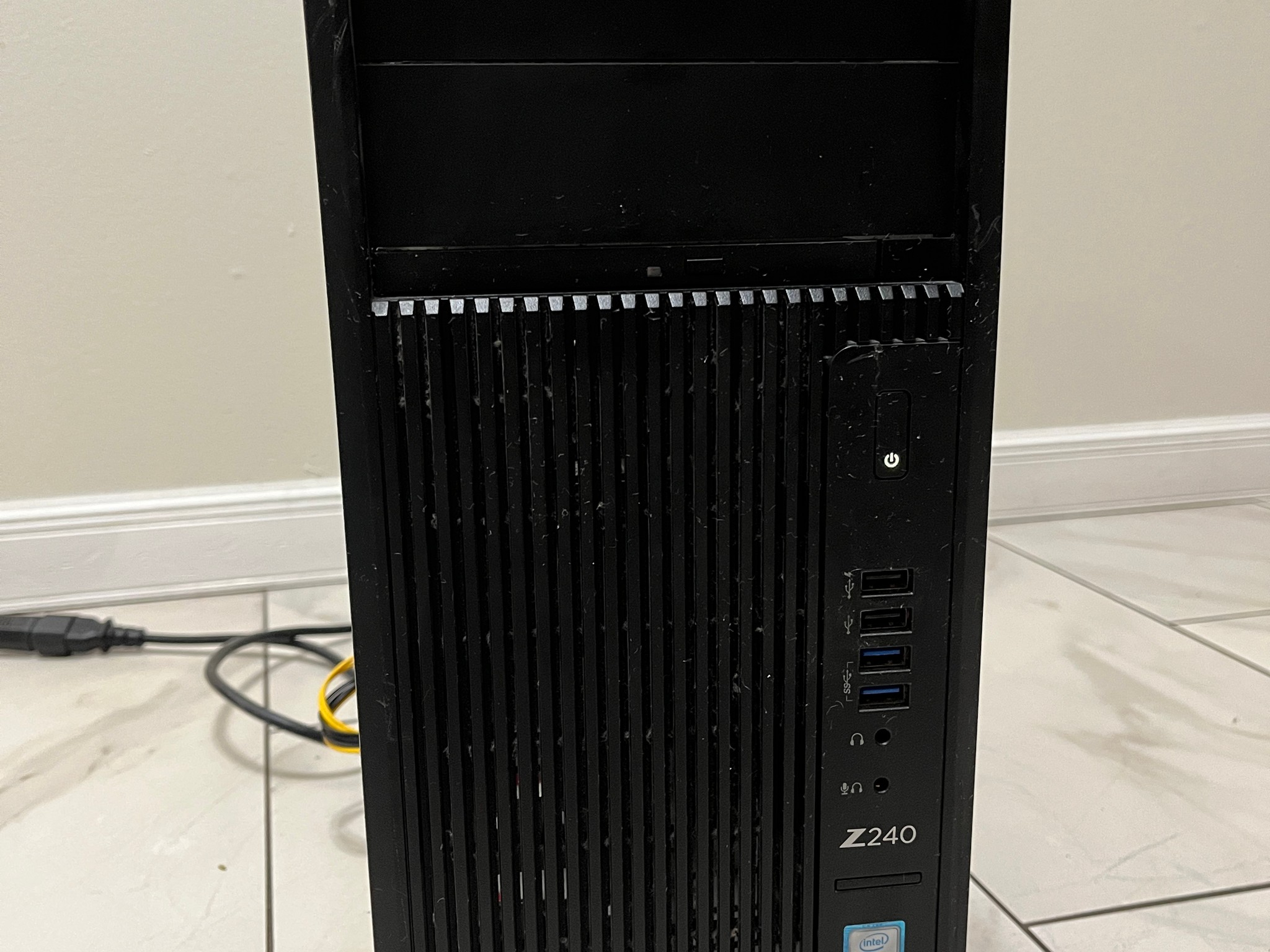 NVIDIA RTX 2070, Intel i7-6700, 16GB RAM, 750GB Storage - HP Z240 Gaming PC w/Wi-Fi & BT