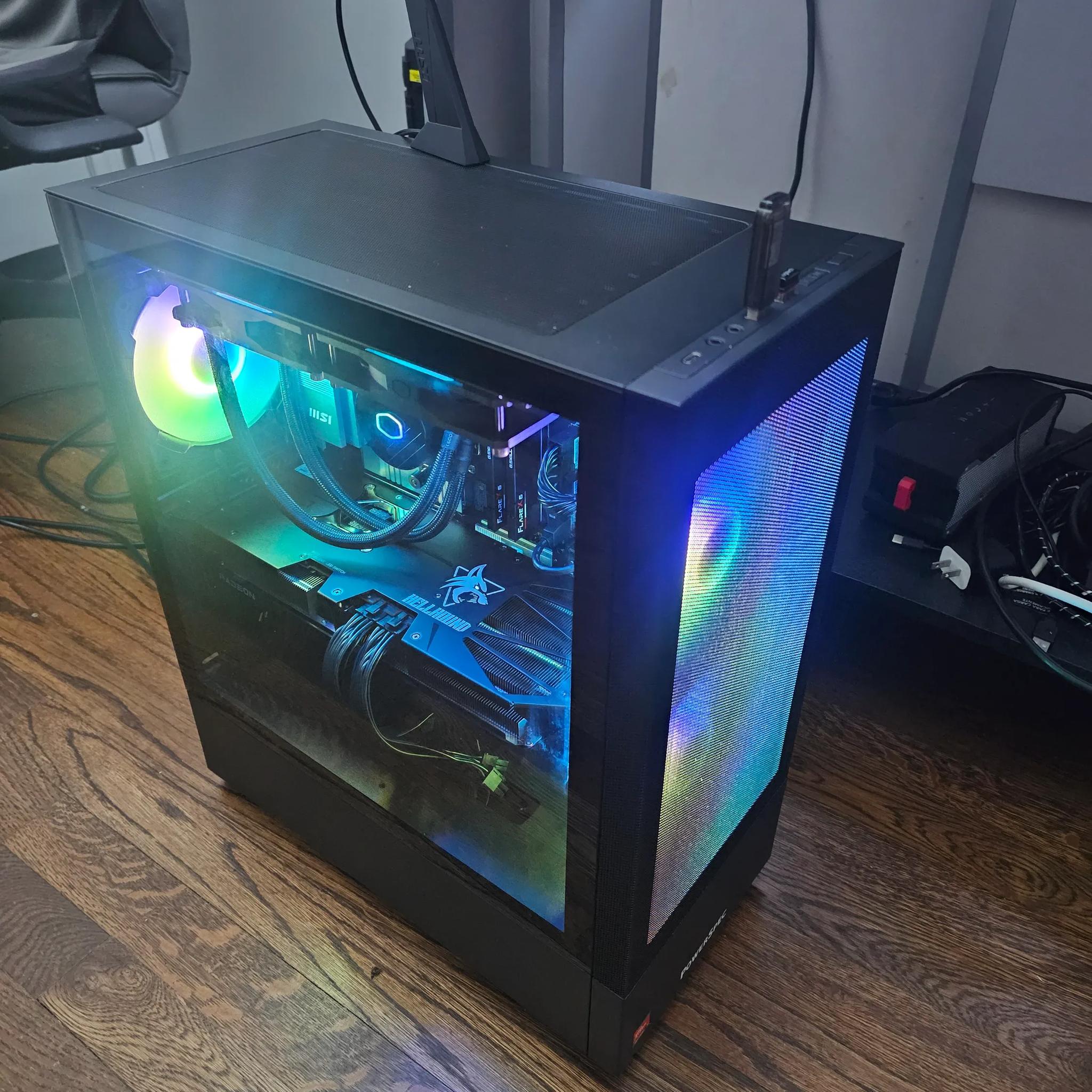Ryzen 7 7800X3D | RX 9070 XT 16GB | 32GB DDR 5-6000 | 2TB NVMe SSD