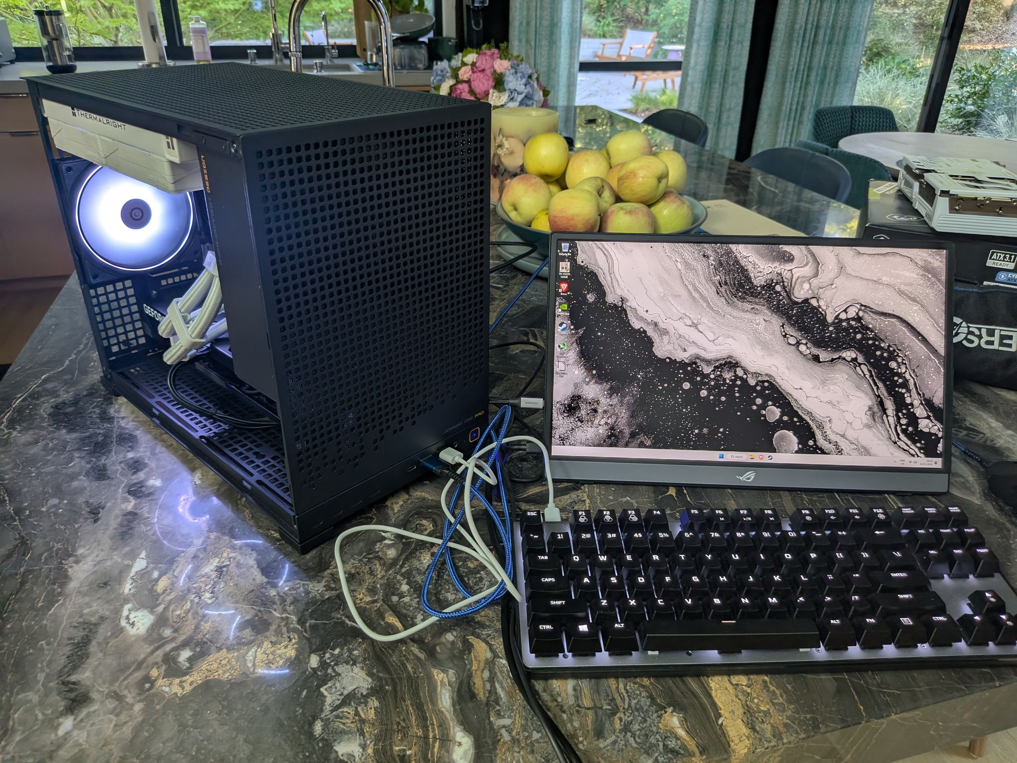 4K Tuxedo - RTX 5070 Ti, Ryzen 7 7800X3D, 32 GB DDR5, 2 TB Gen 5 NVME, Liquid Cooled, RGB