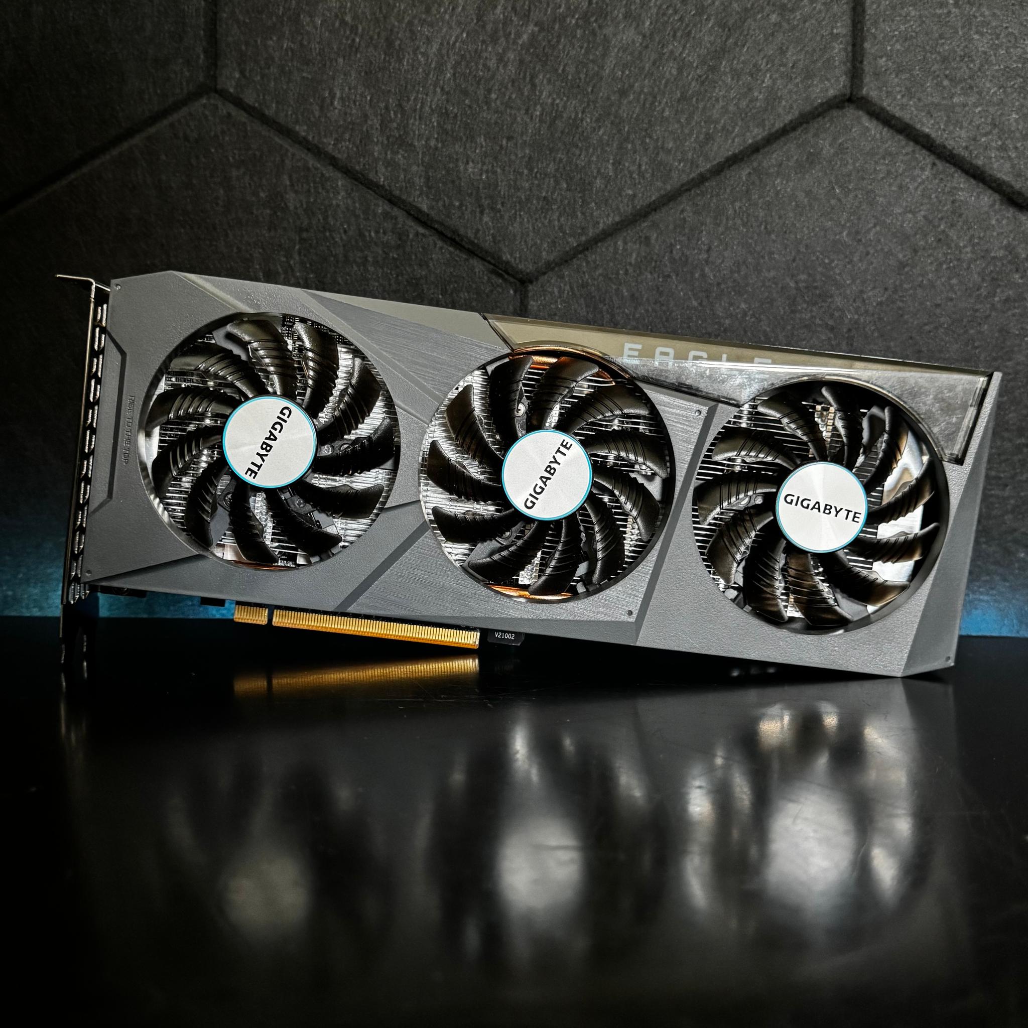 GIGABYTE Radeon RX 6600 Eagle 8G Graphics Card
