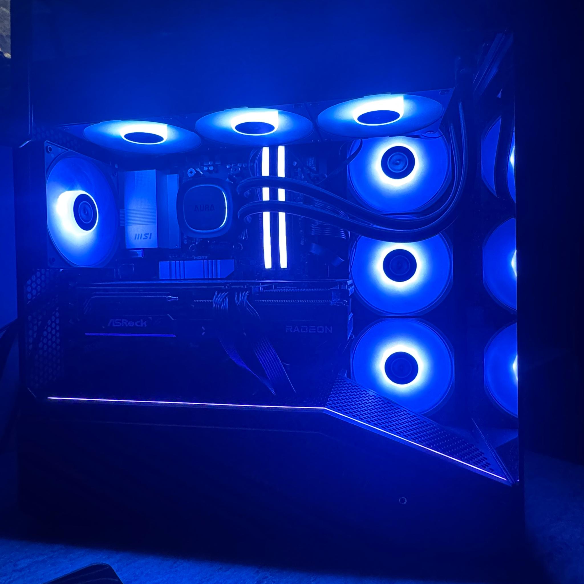 High-End Gaming PC – Ryzen 7 9800X3D | RX 9070 XT 16GB | 32GB DDR5 | 2TB Gen4 NVMe