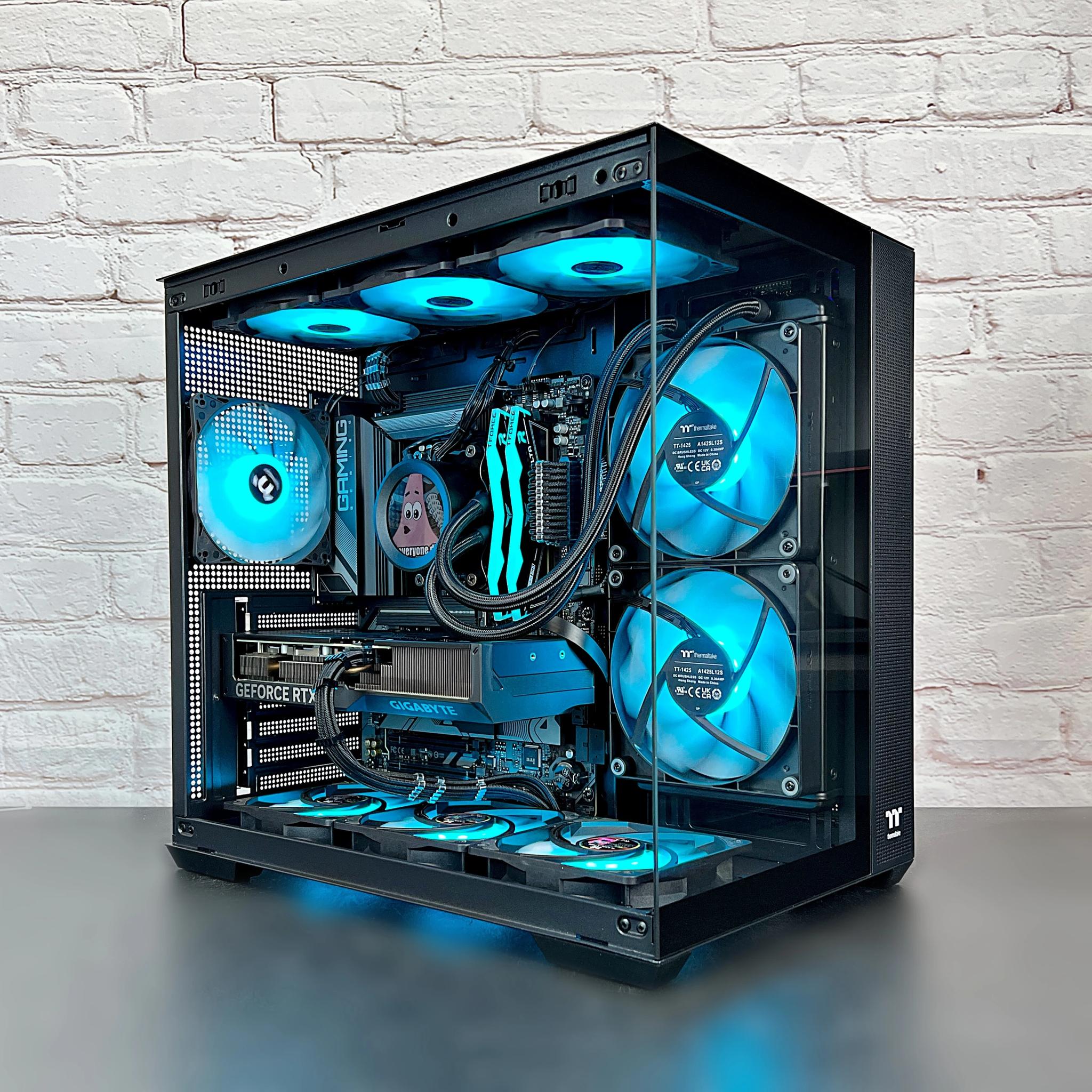 RTX 4070 Ryzen 7 7700X 32GB DDR5 2TB M.2 Win 11Pro Gaming PC
