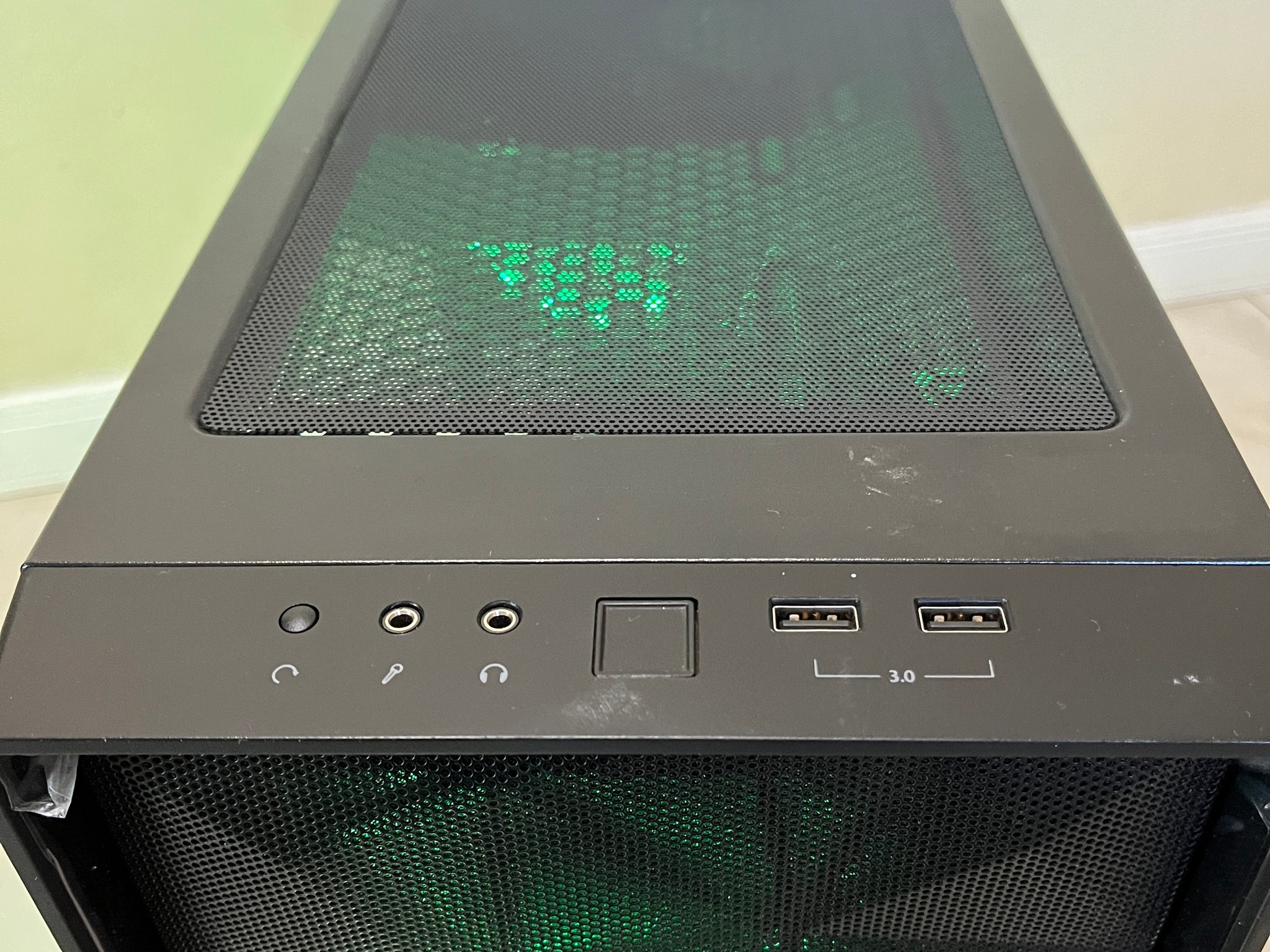 🔥🖥️GTX 1080, Intel i5-4440,500 GB SSD,12 GB RAM, High Performance RGB Gaming PC w/ Remote & Wi-Fi 🖥️