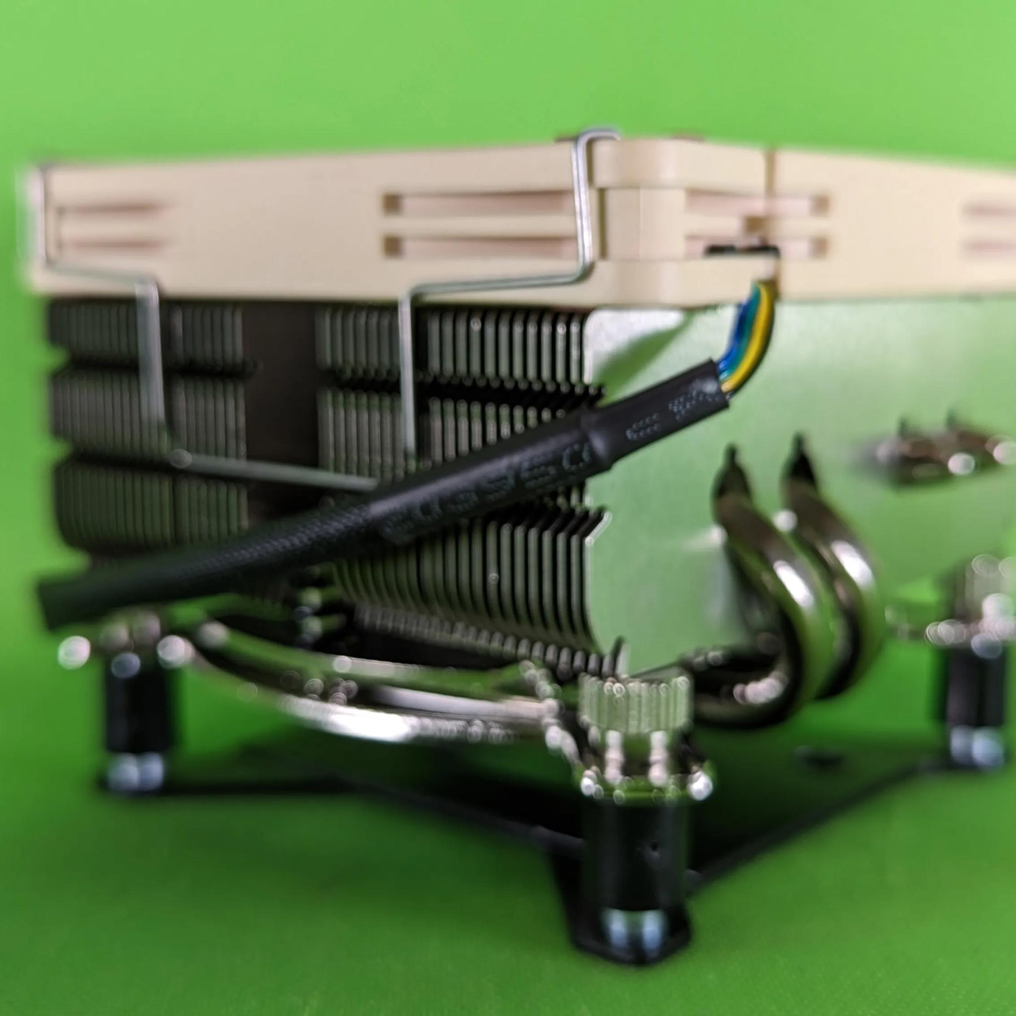 Noctua NH-L9x65 with LGA 115X / 1200 SecuFirm NM-IBP2 Bracket - Low Profile Cooler