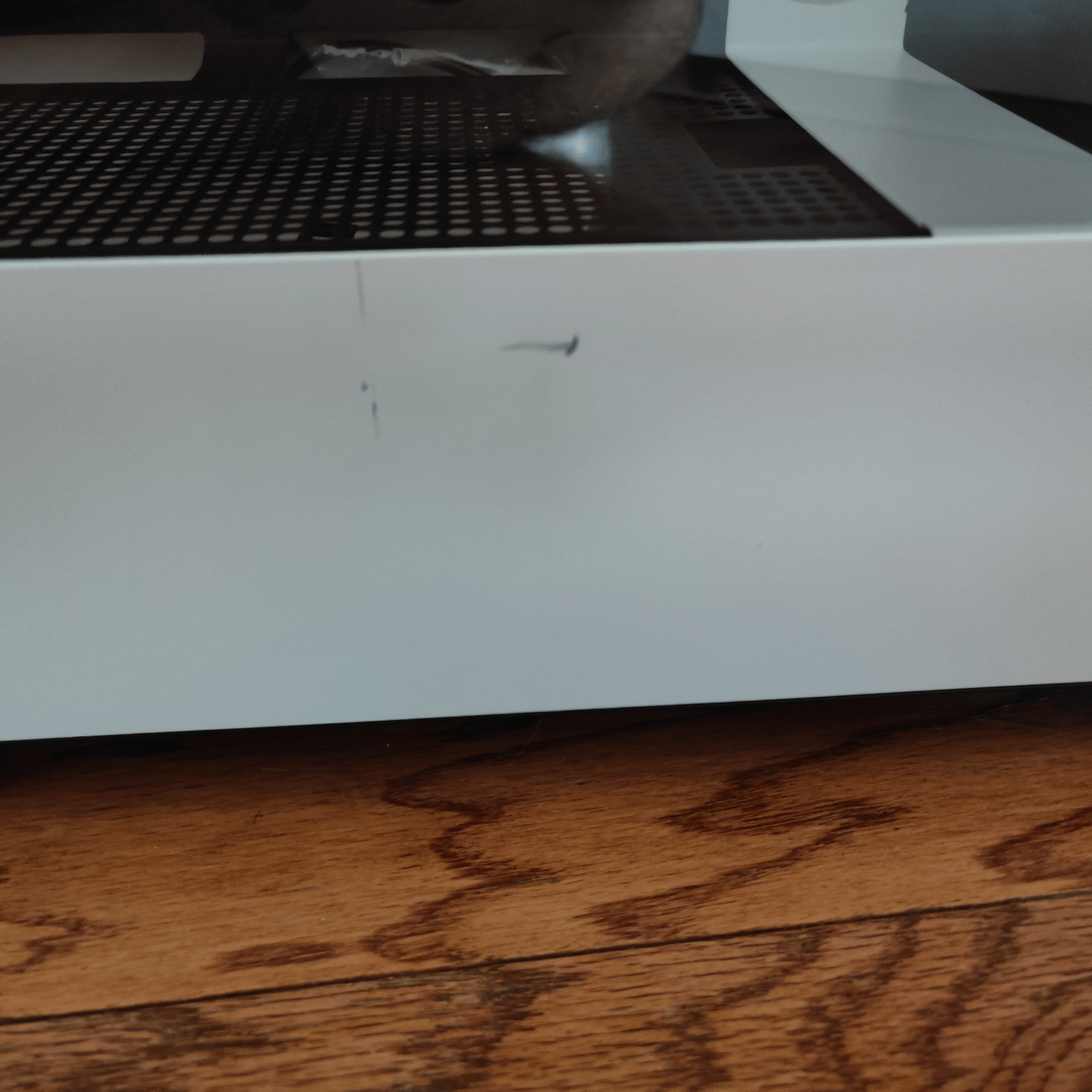 NZXT White H510 Elite Case - Scratch and Dent item