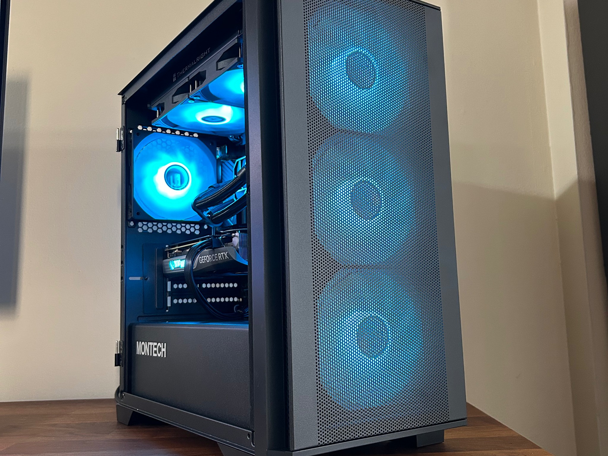 RTX 4070 Super | Intel i5 13400F | 32GB DDR4 | 1TB SSD | WI-FI | The Aviator Elite