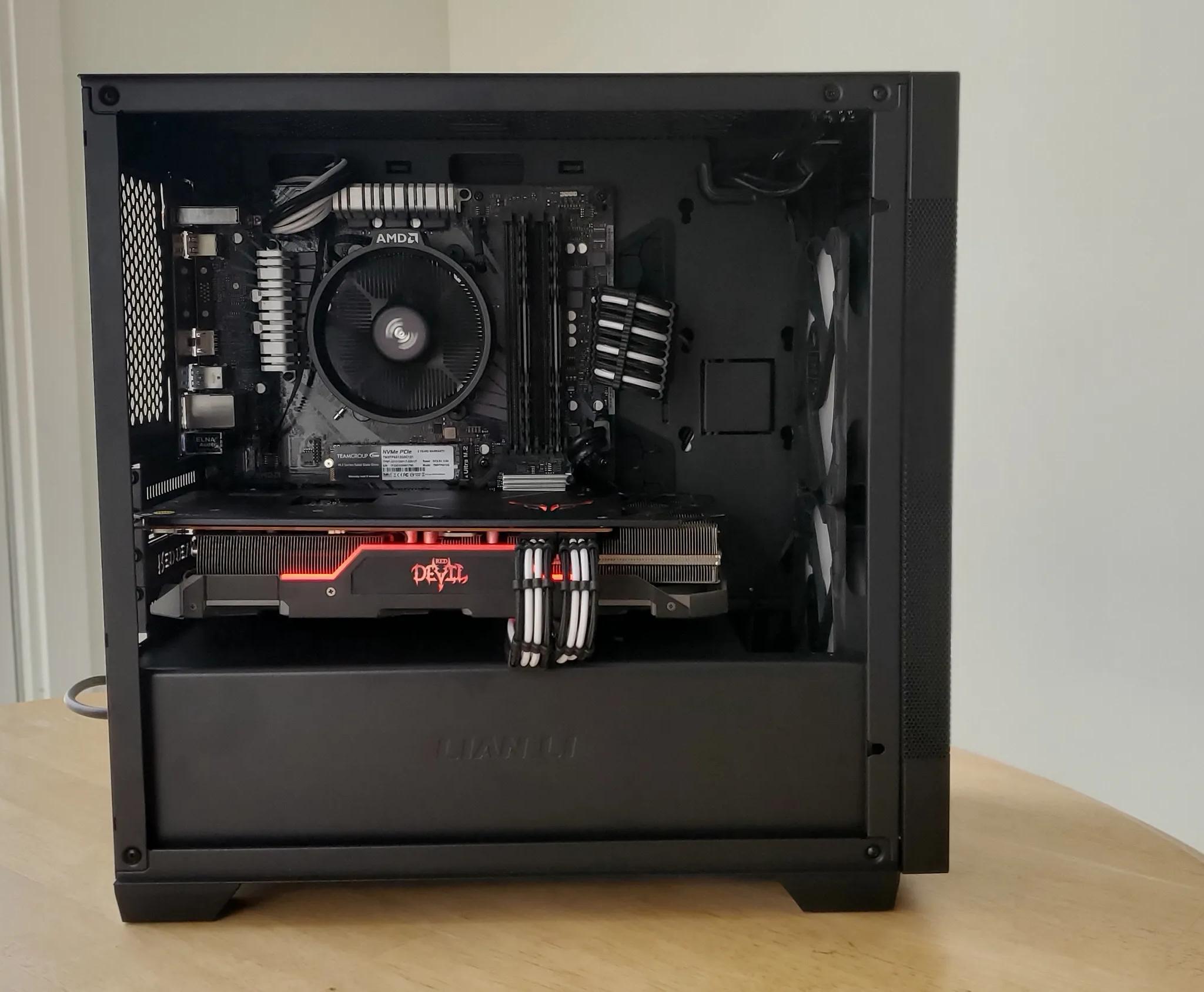 1440p Ready! RX 5700 XT AMD Ryzen Gaming/Streaming PC.