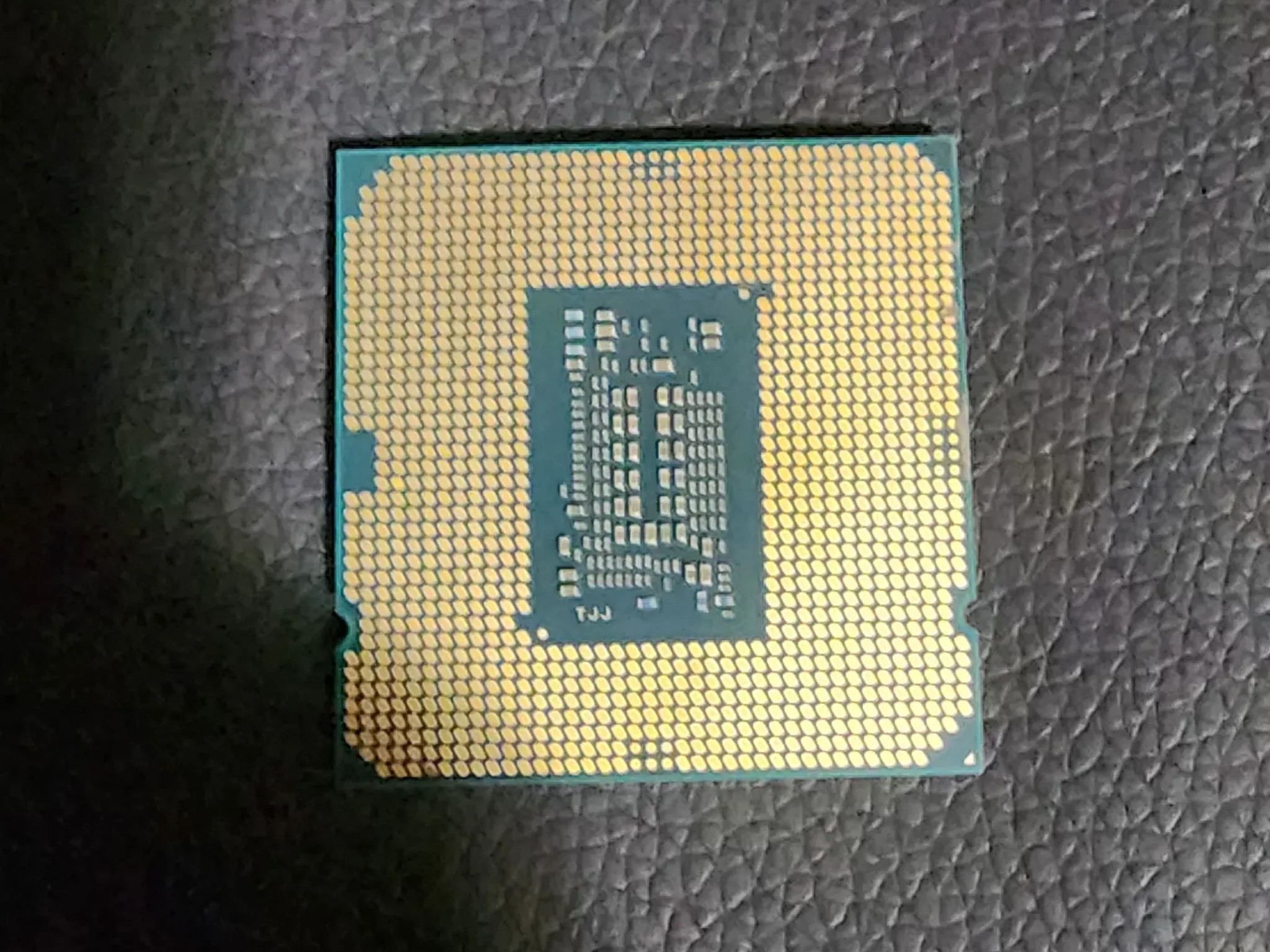 Intel i3-10100