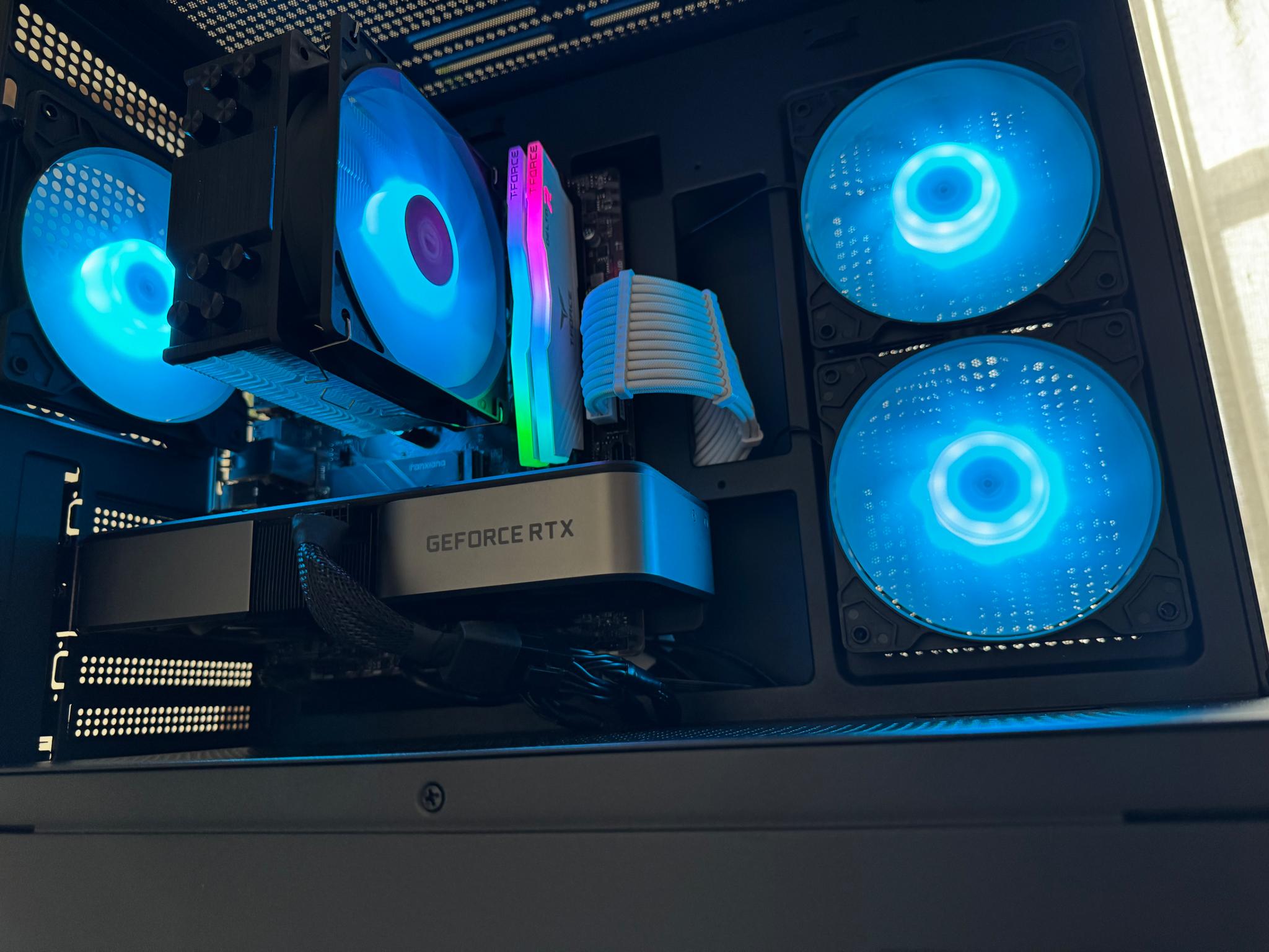(New) Gaming PC (RTX 3070 + Ryzen 7 5700x)