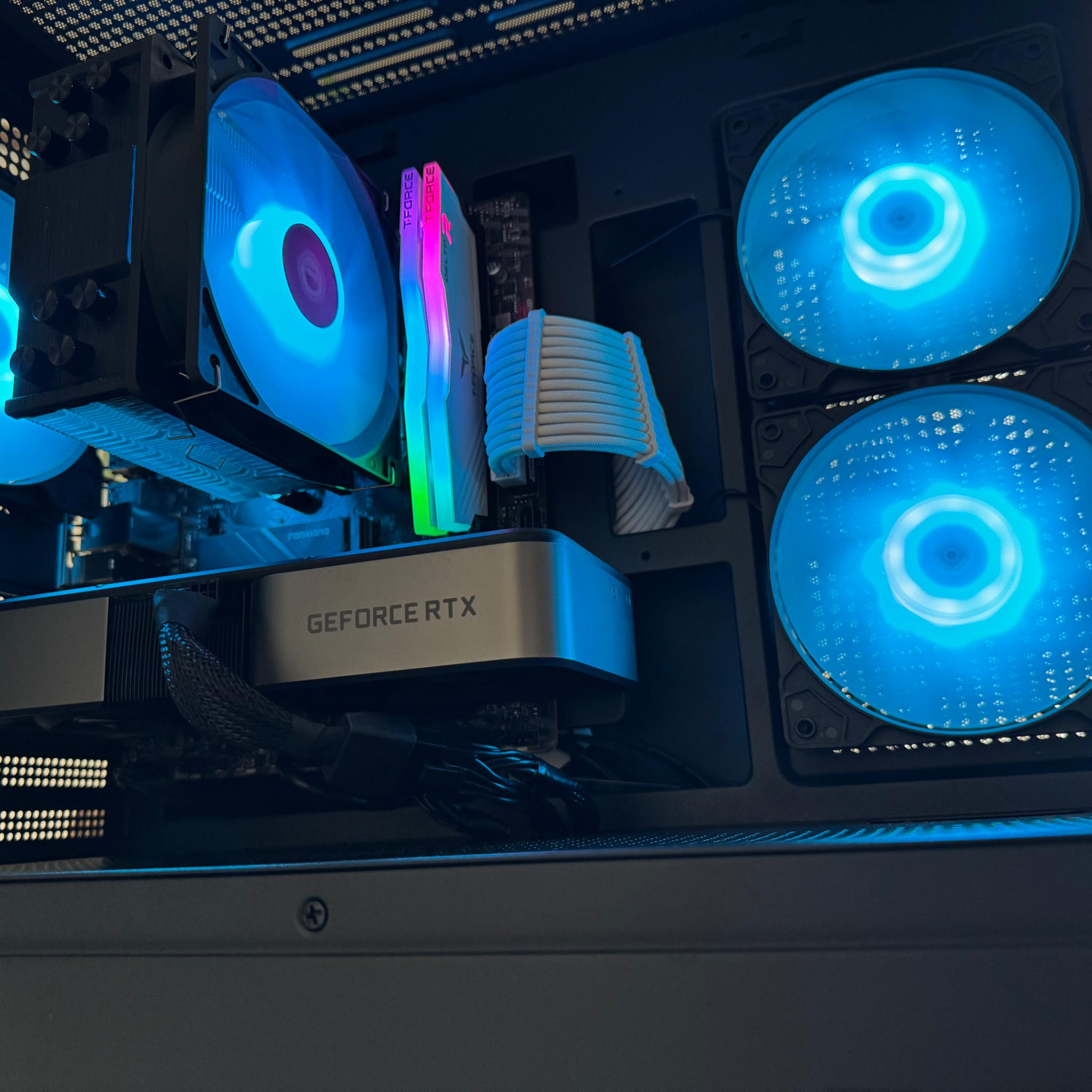 (New) Gaming PC (RTX 3070 + Ryzen 7 5700x)