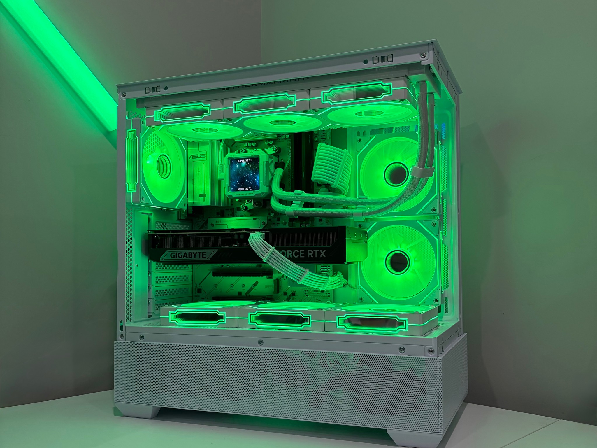 RTX 5070 Ti | Ryzen 7 7800X3D | 32GB DDR5 RAM | Gaming PC