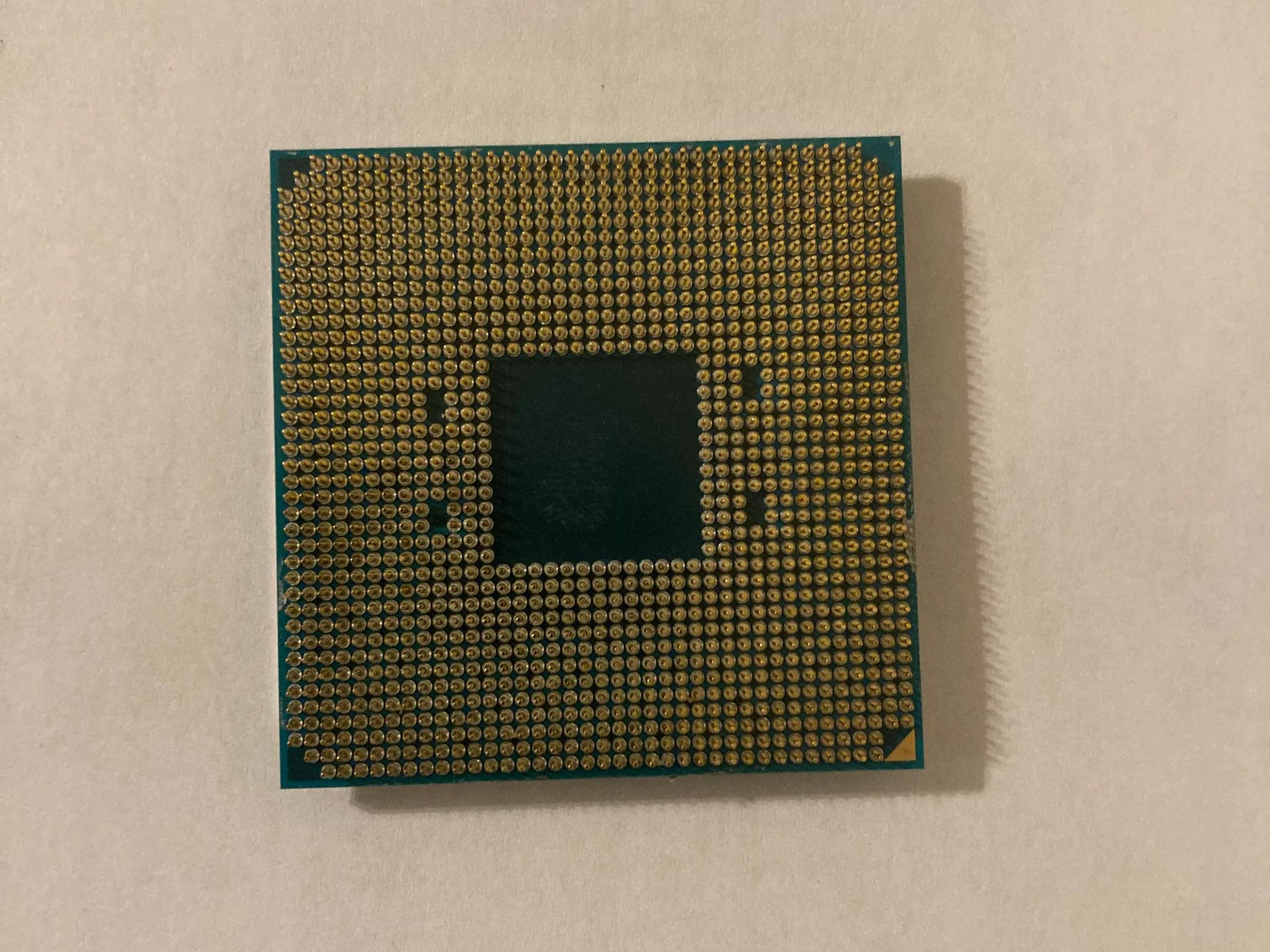 AMD Ryzen 7 2700X 8-Core 16-Thread Desktop Processor