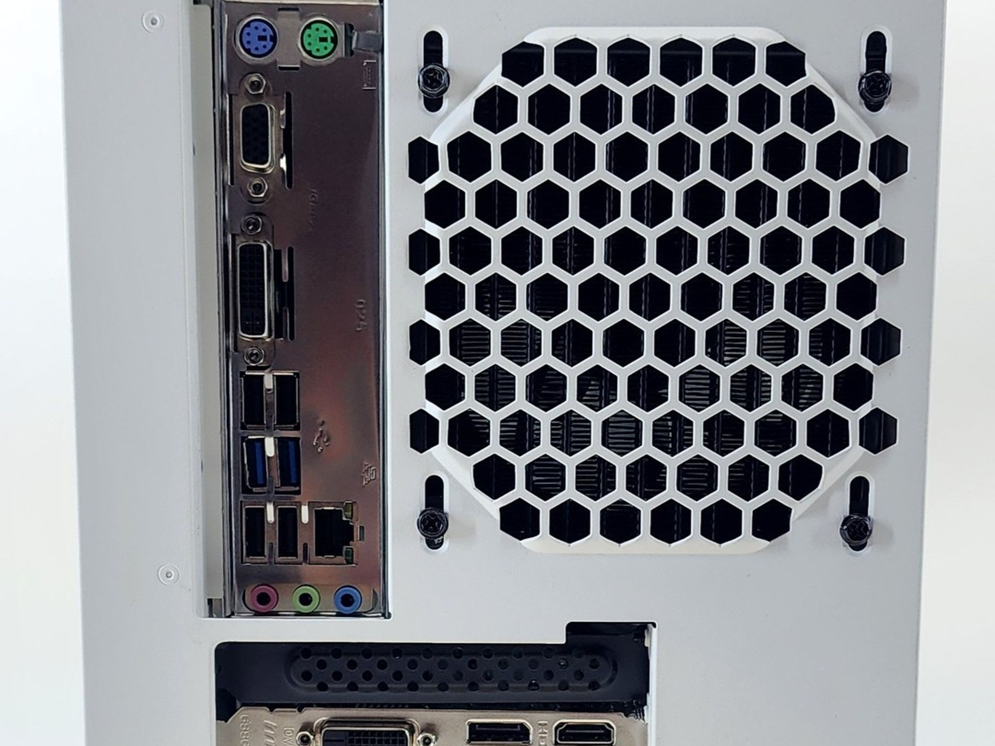 Gaming PC i5-6500 16GB RAM 1TB SSD GTX 1650 4GB Windows 11 Computer