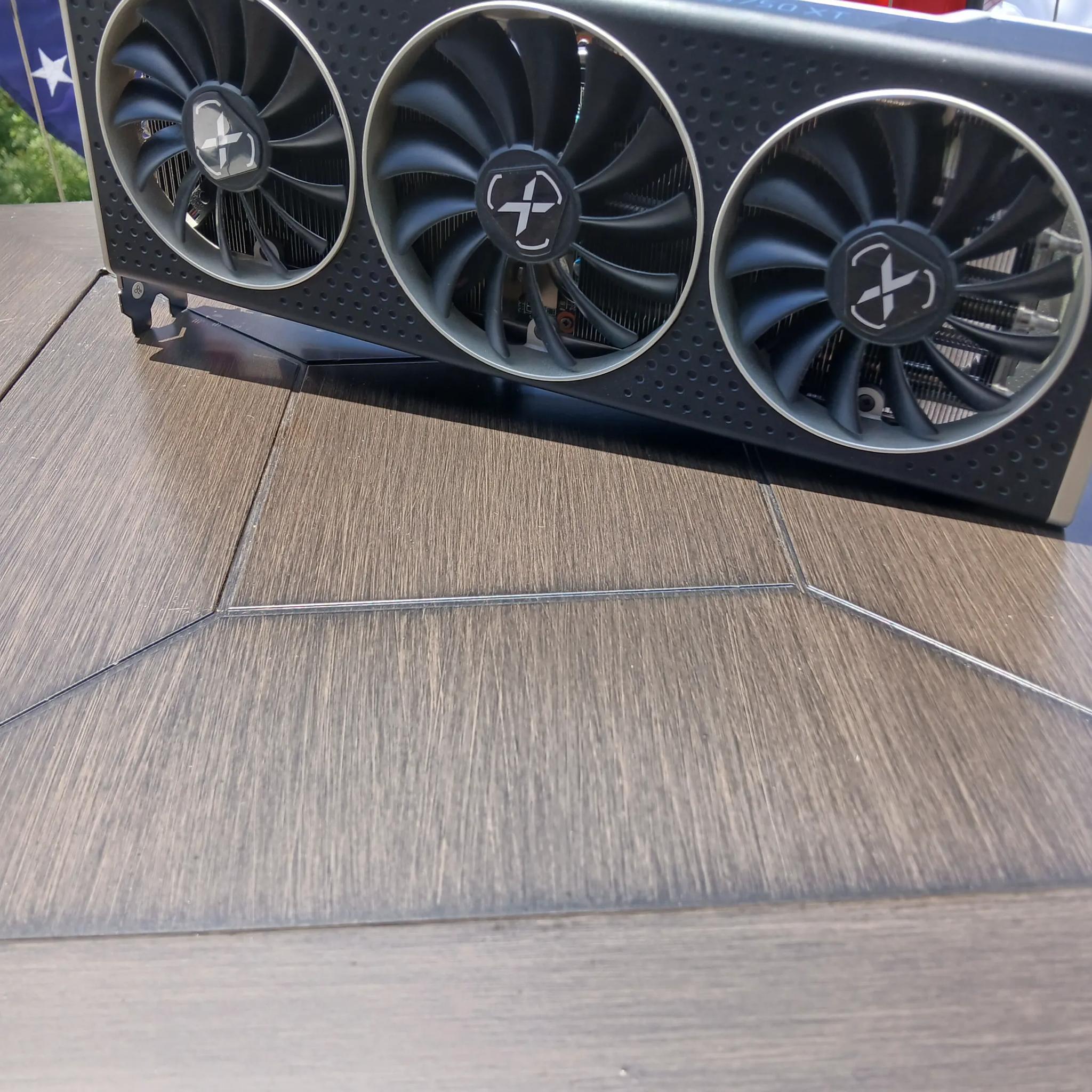RX 6750XT XFX QUICK