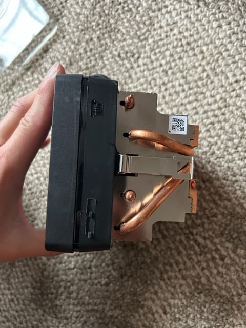 AMD Wraith Prism LED RGB Cooler Fan 4-Pin Connector