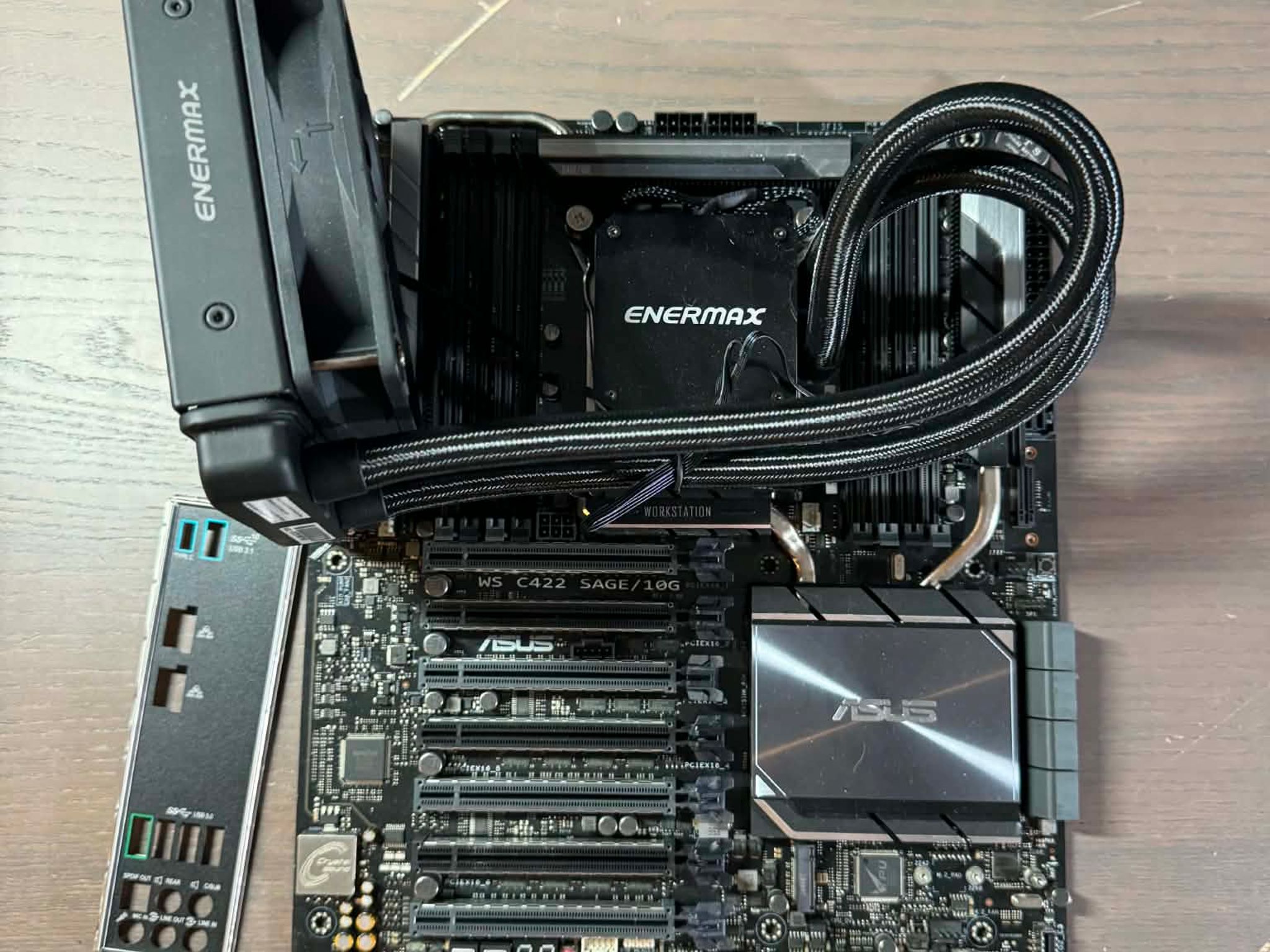 ASUS WS C422 SAGE/10G Server Motherboard LGA2066 DDR4 Motherboard & Serverboard