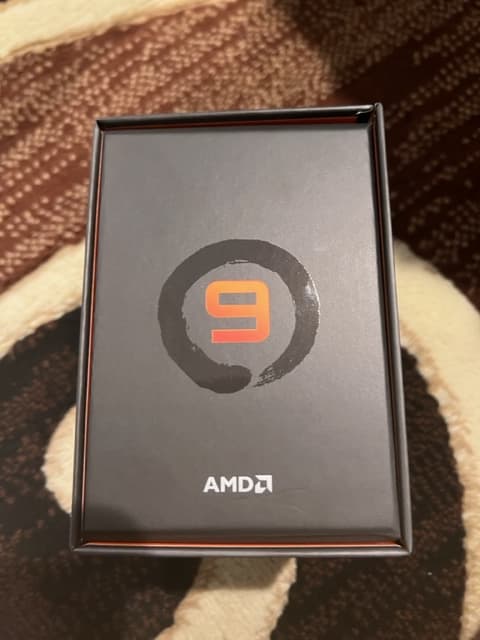 AMD Ryzen 9 7900X Raphael AM5 4.7GHz 12-Core Boxed Processor - Heatsink Not Included