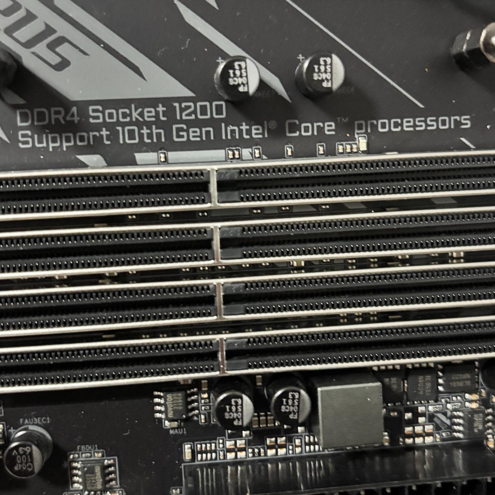 GIGABYTE Z490 AORUS ELITE AC