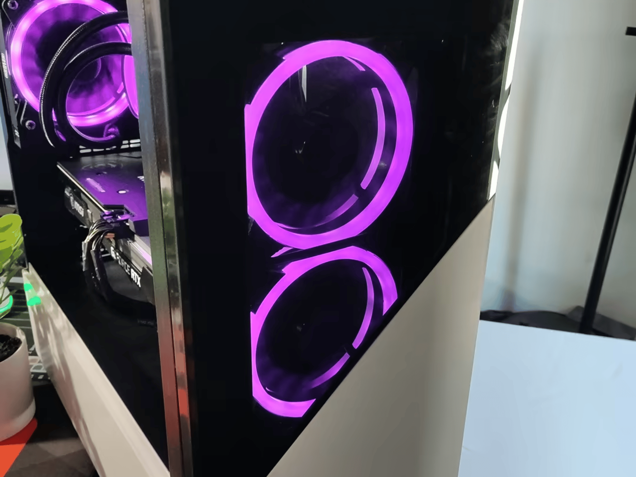 CyberPowerPC - Gamer Supreme Ryzen 7 3700X | RTX 3070 | 1TB SSD | 16GB DDR4