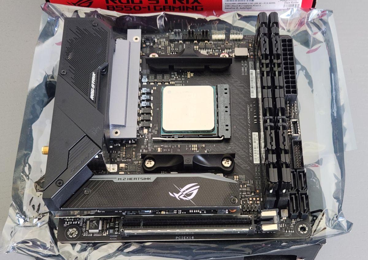 Asus ROG Strix B550-I Gaming, mITX AM4 WiFi6