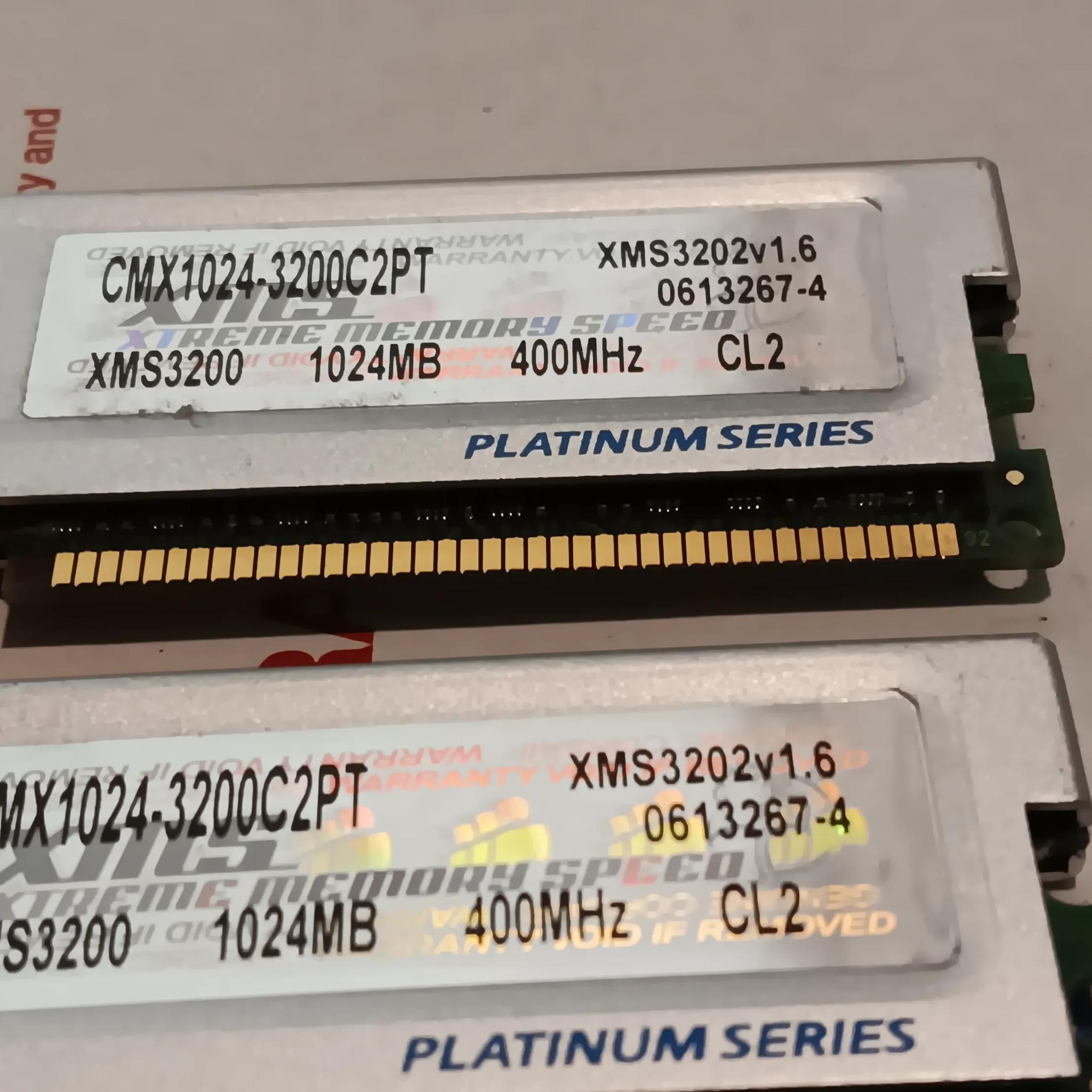 ASUS A8N-SLI Deluxe Athlon 64 X2 3800 Radeon X550 128MB 2GB RAM