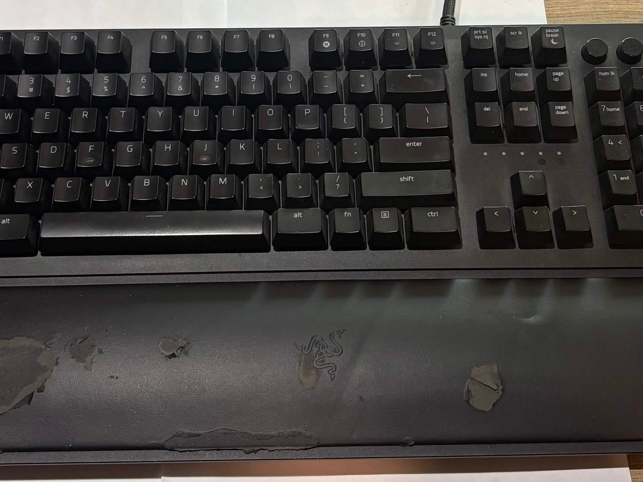 Razer Huntsman Elite Optical Gaming Keyboard & Wrist Rest (ED)