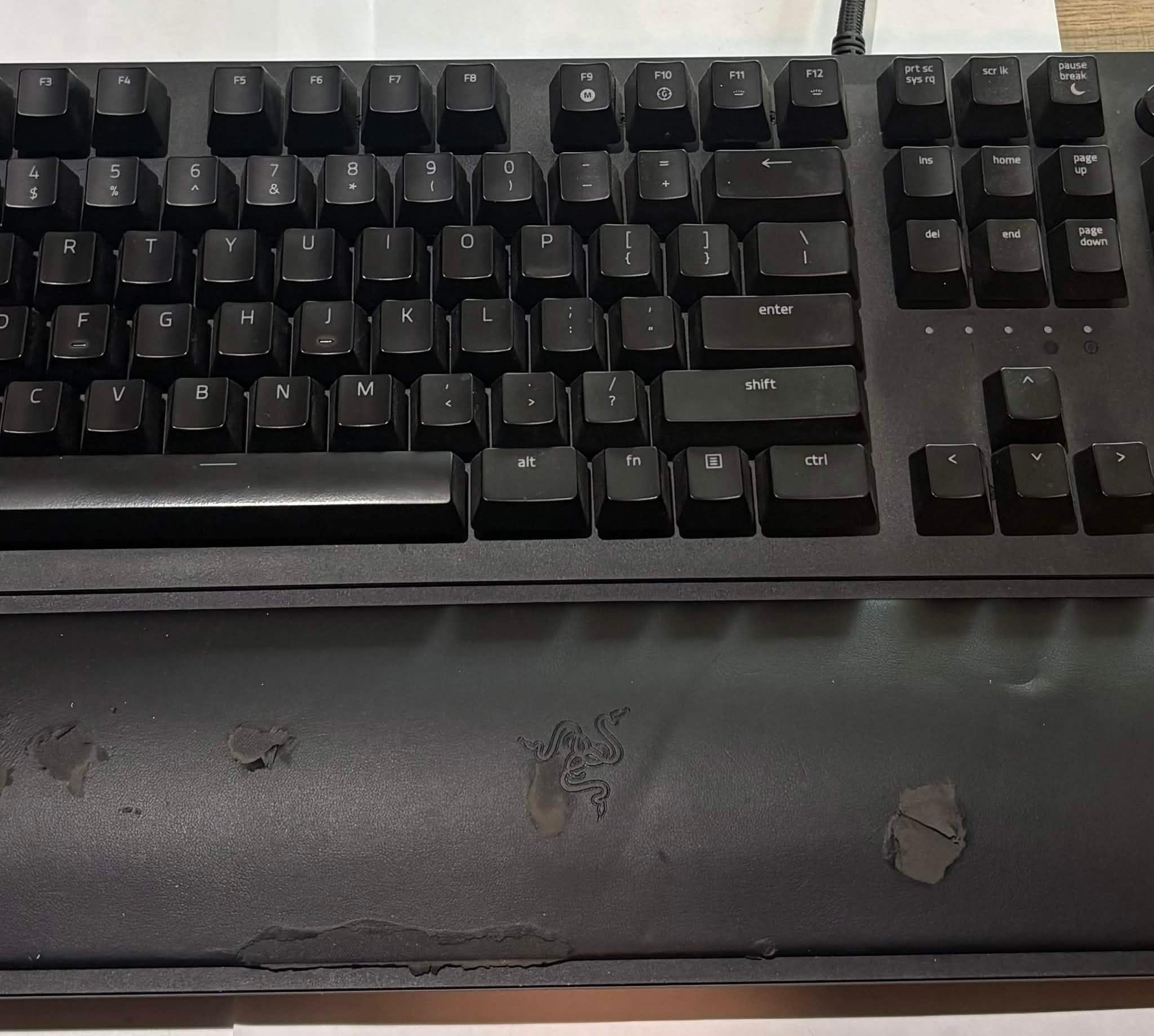 Razer Huntsman Elite Optical Gaming Keyboard & Wrist Rest (ED)