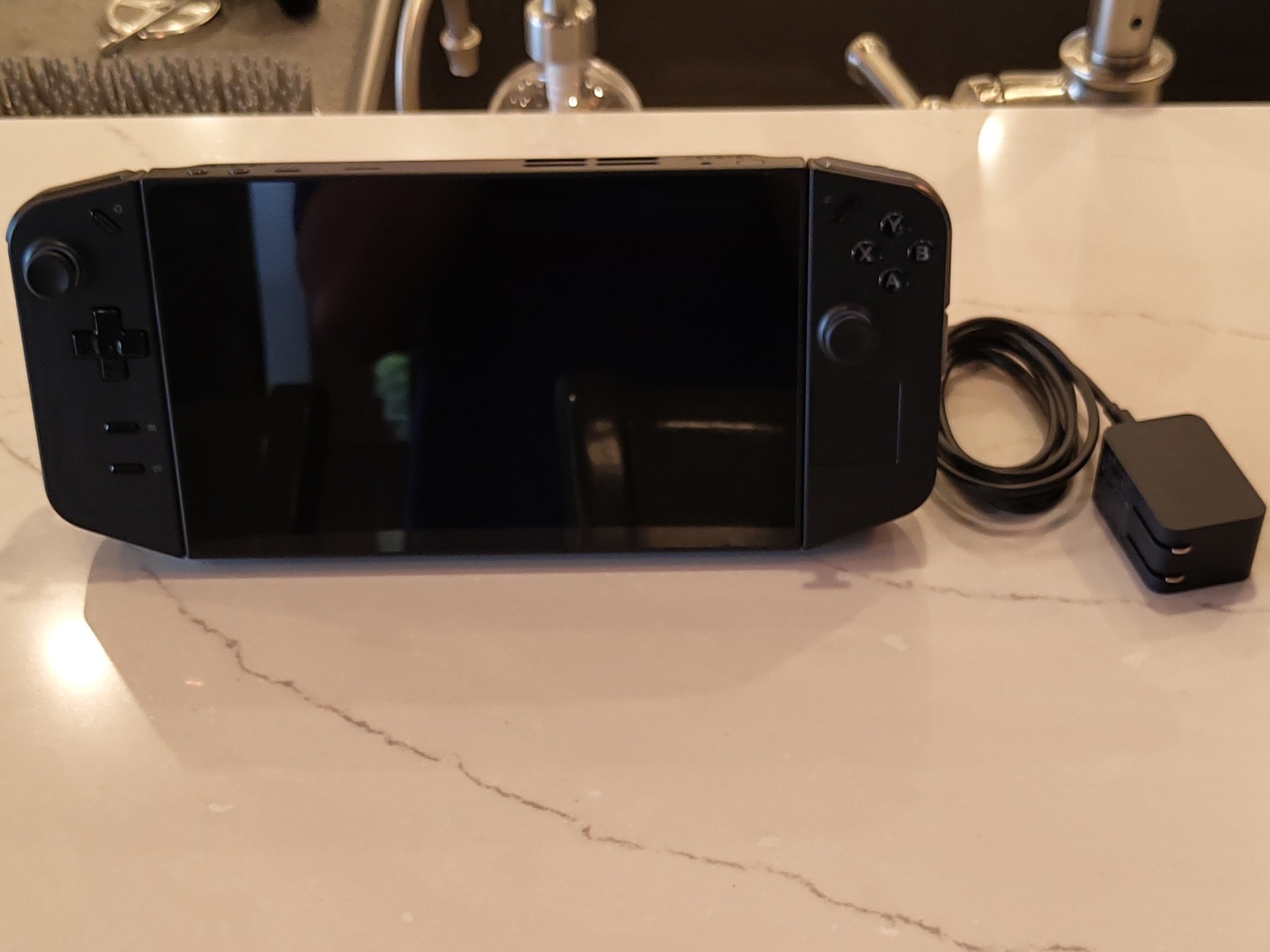 Lenovo LEGION GO 8.8" 144hz 16GB 1TB Gaming Handheld