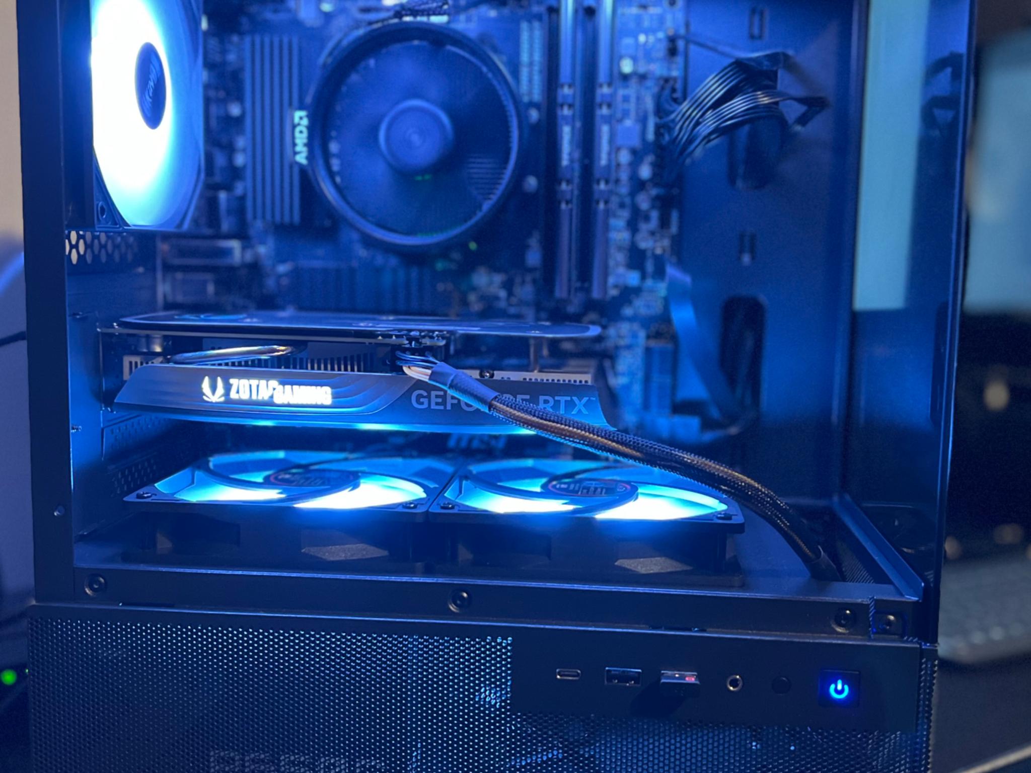 BF special Ryzen 5 5600/RTX 4060 8GB/1.25GB NVME SSD/16 GB RAM/ARGB fans