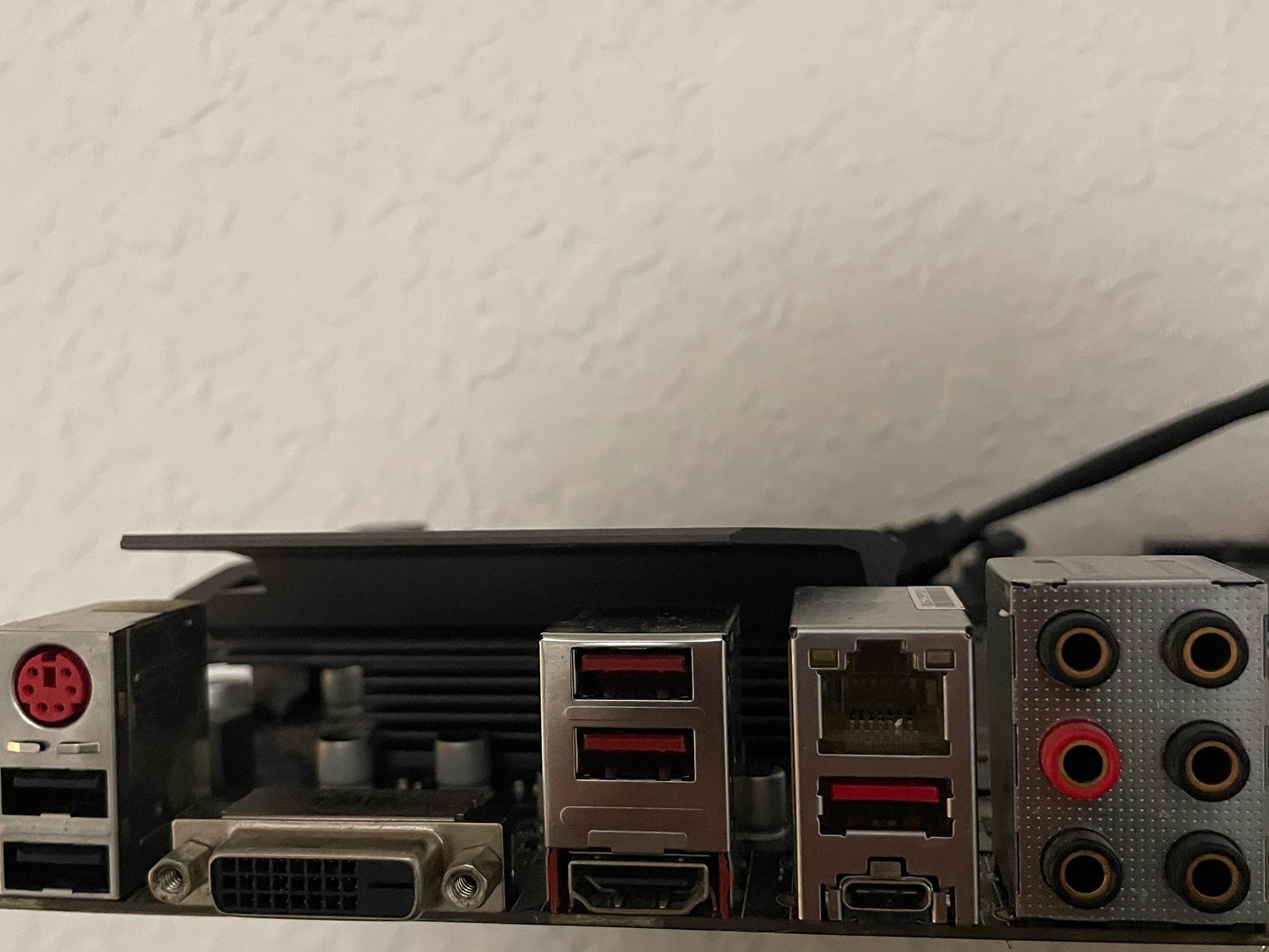 B450 MSI Tomahawk