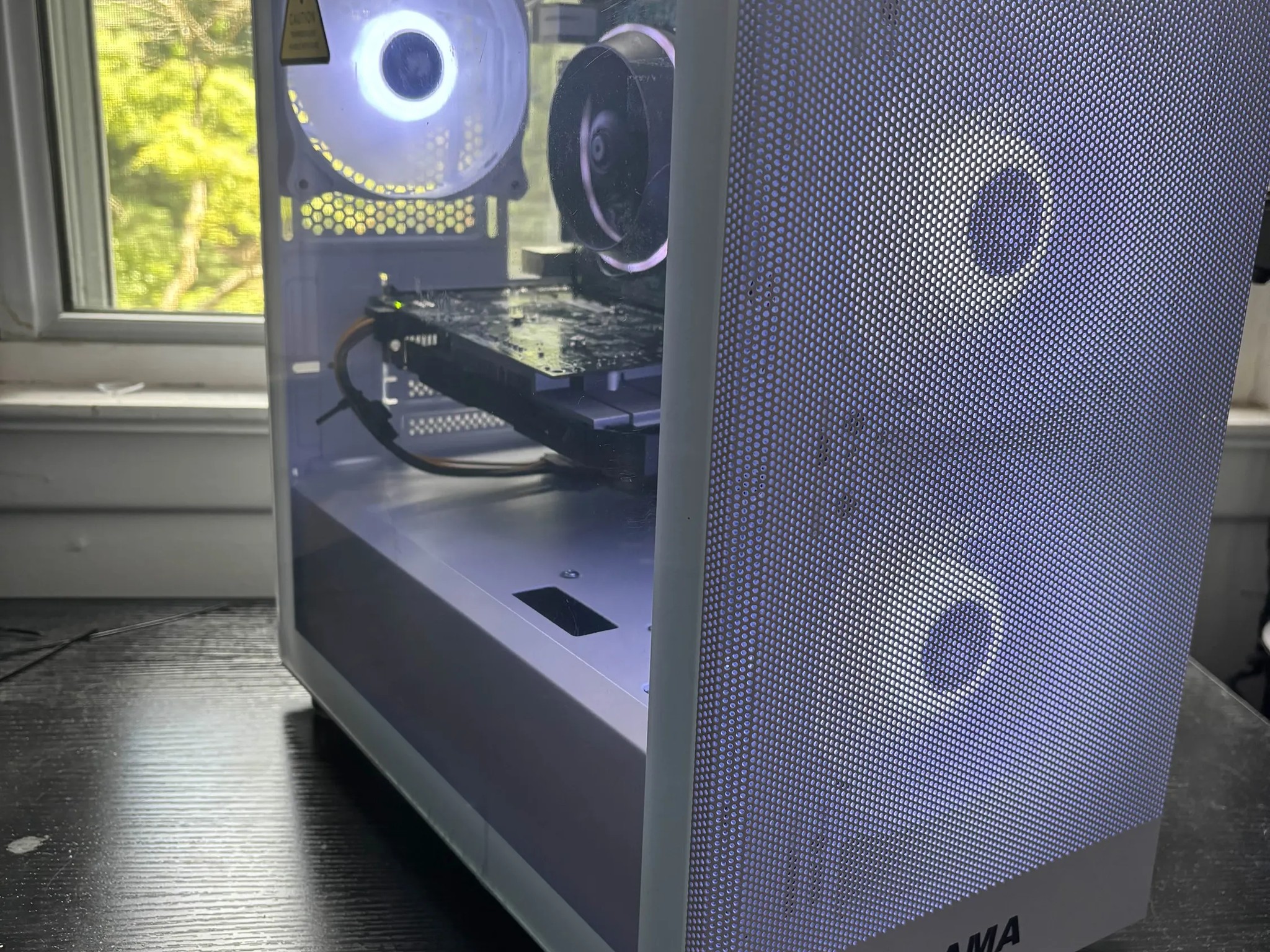 GAMING PC i5 8GB NVIDIA GTX 750 ti RGB Lighting RGB Fans Computer