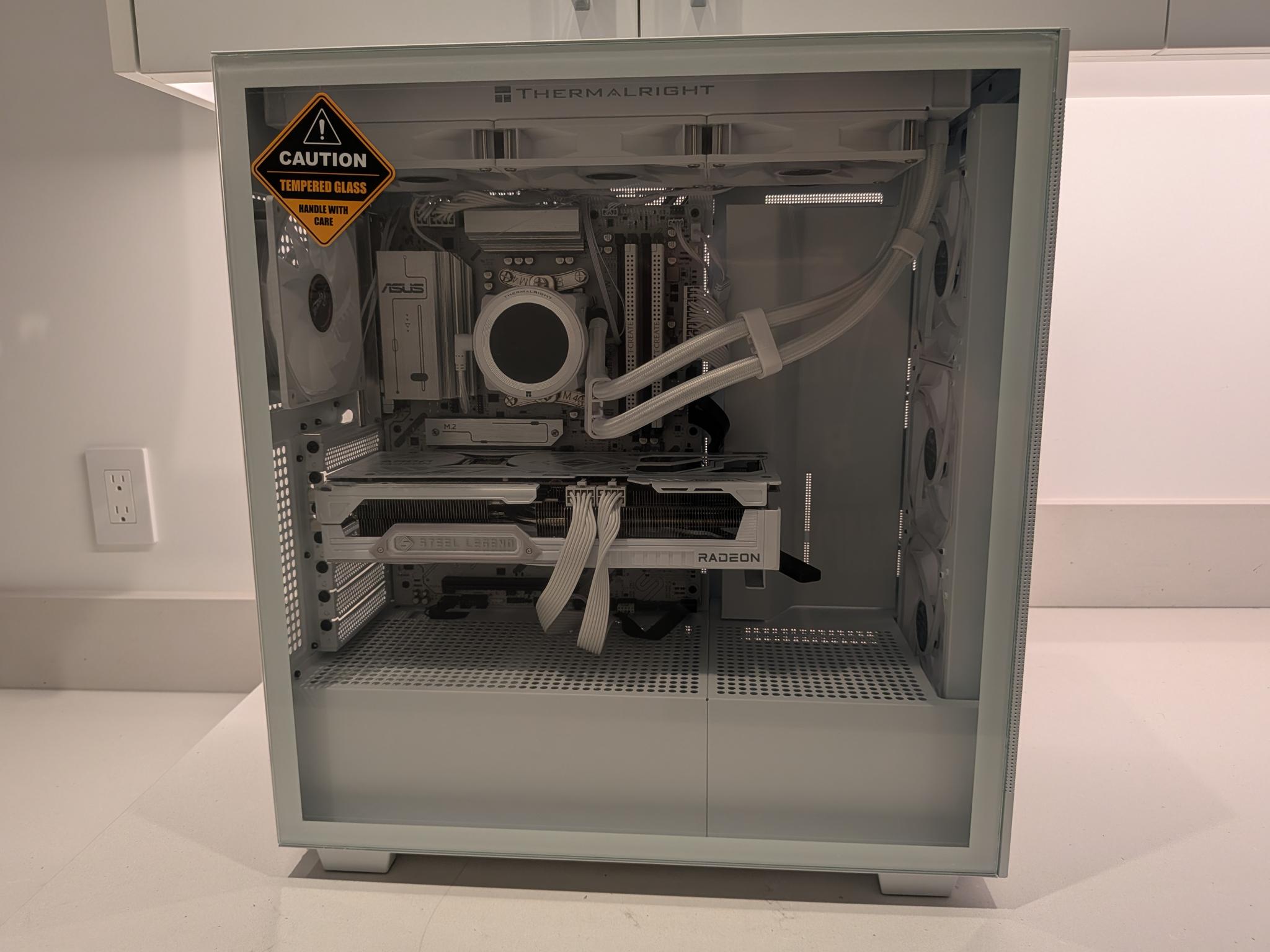 4K Ice Machine - RX 9070 XT, Ryzen 7 7800X3D, 64 GB DDR5, 4 TB Gen 4 NVME, Liquid Cooled, RGB