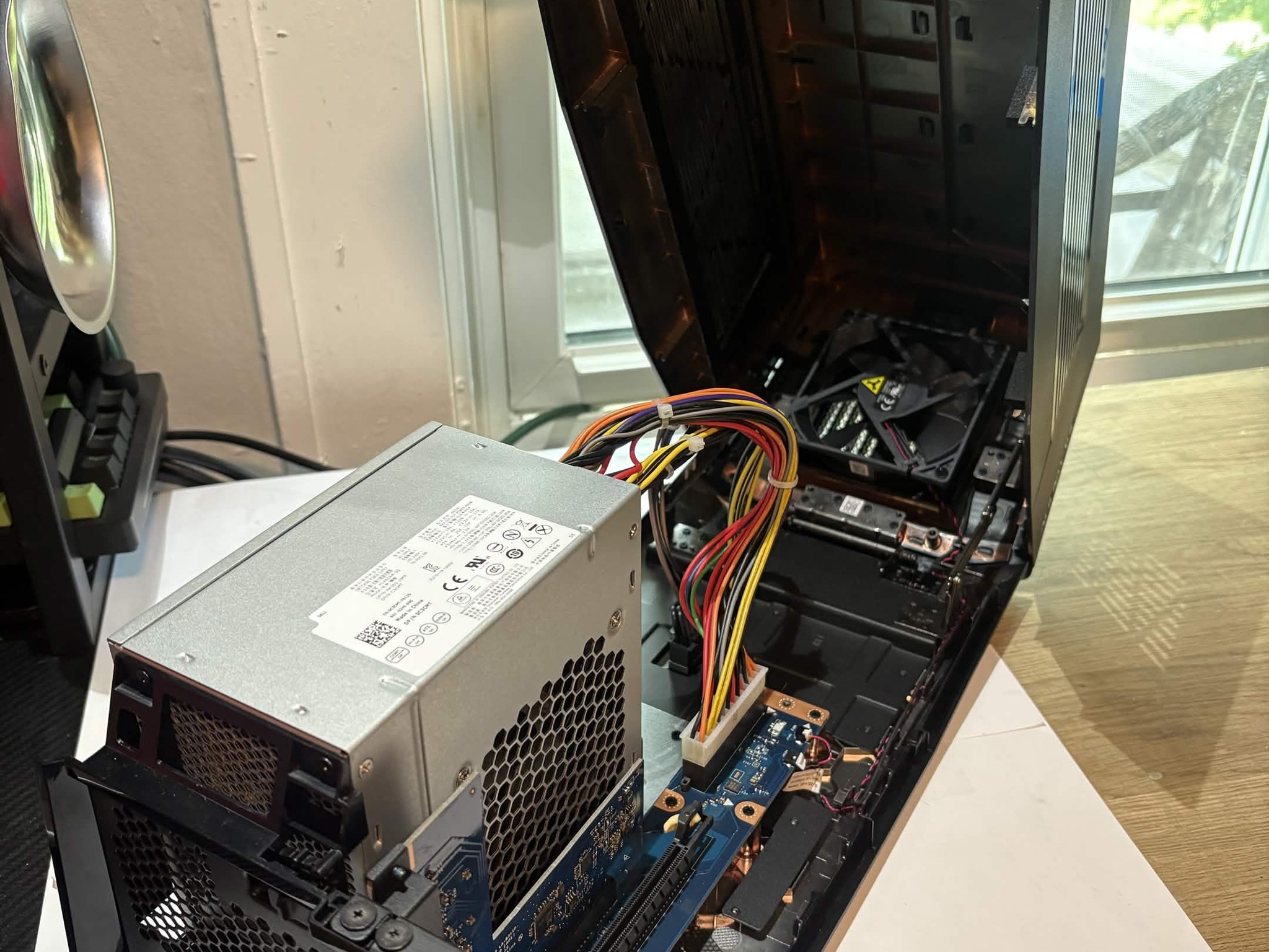 Alienware Graphics Amplifier External GPU Enclosure