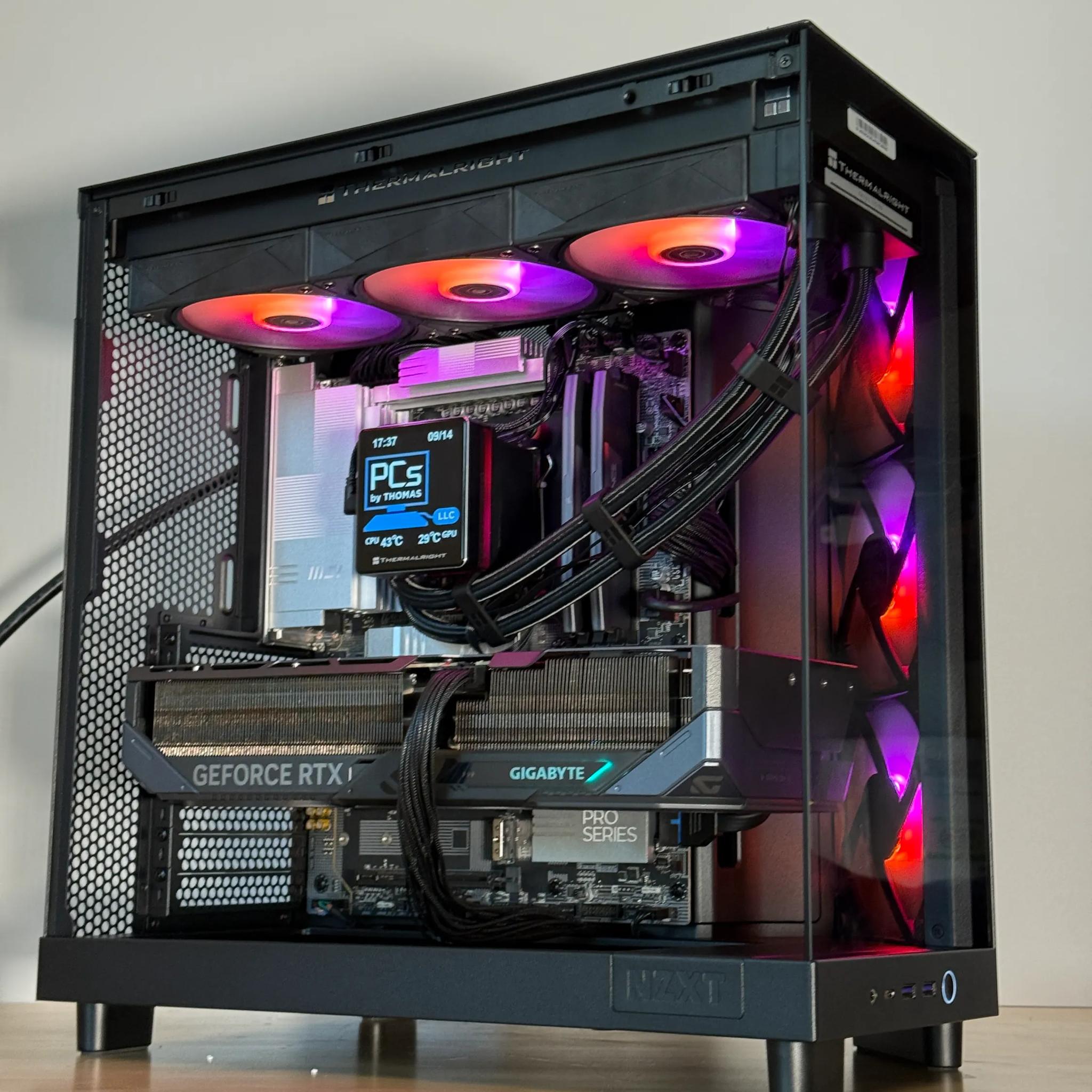 RTX 5090 Ryzen 7 9800x3d Gaming C