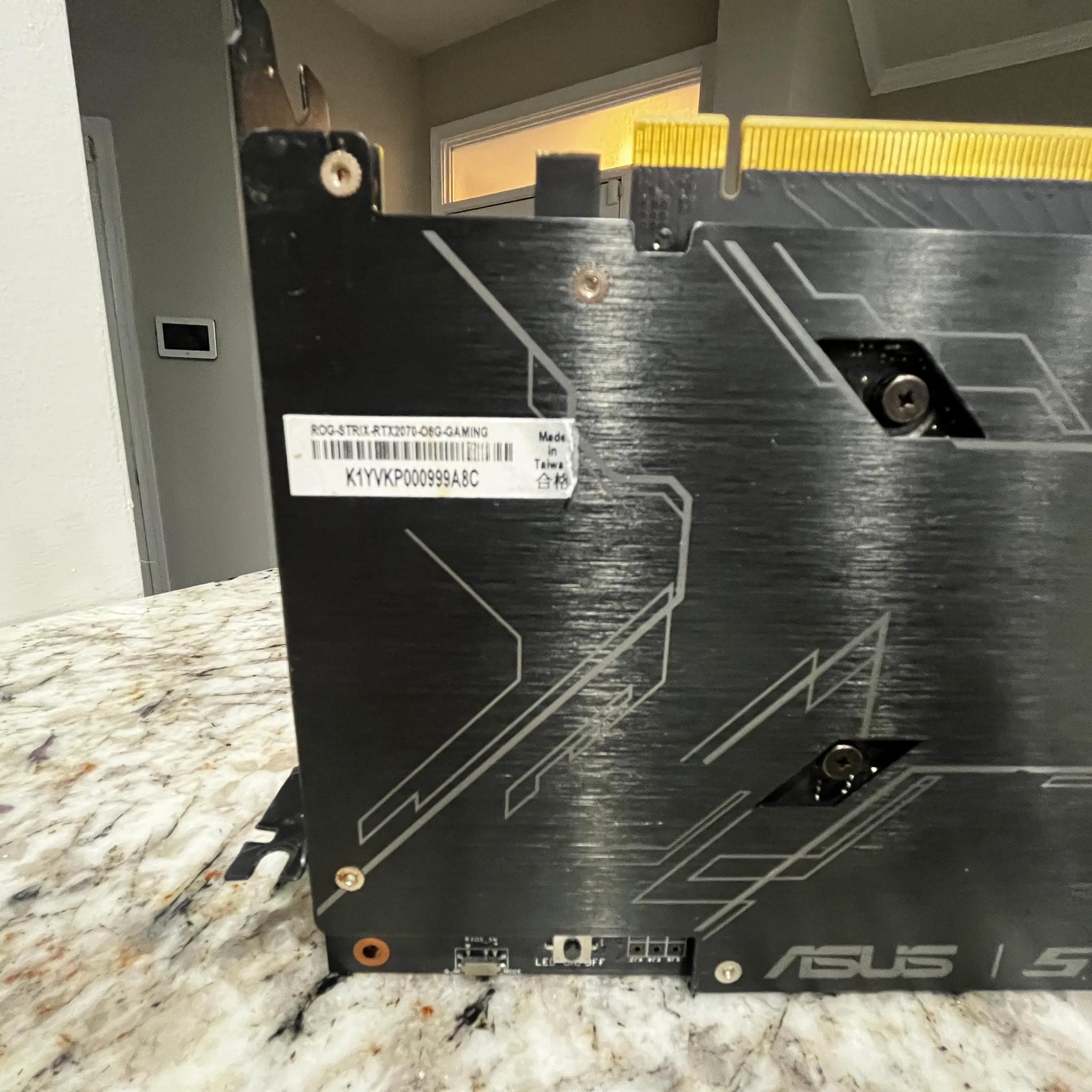 Asus ROG STRIX GAMING GeForce RTX 2070 8 GB Video Card