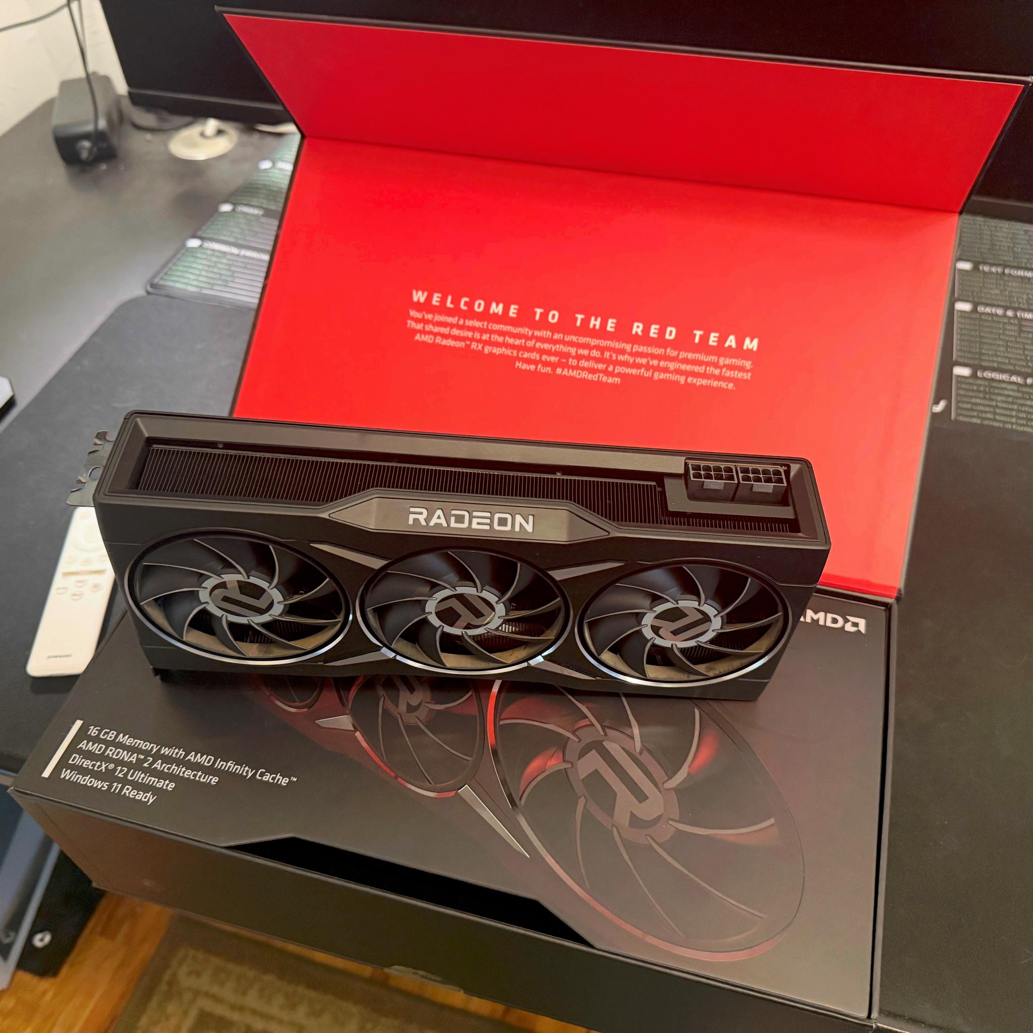AMD Radeon RX 6950 XT 16GB - Reference Founders Edition - Excellent Condition!