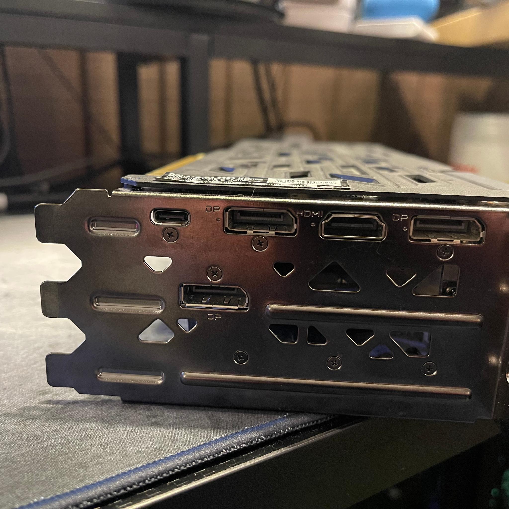 EVGA GeForce RTX 2080 Ti XC ULTRA GAMING