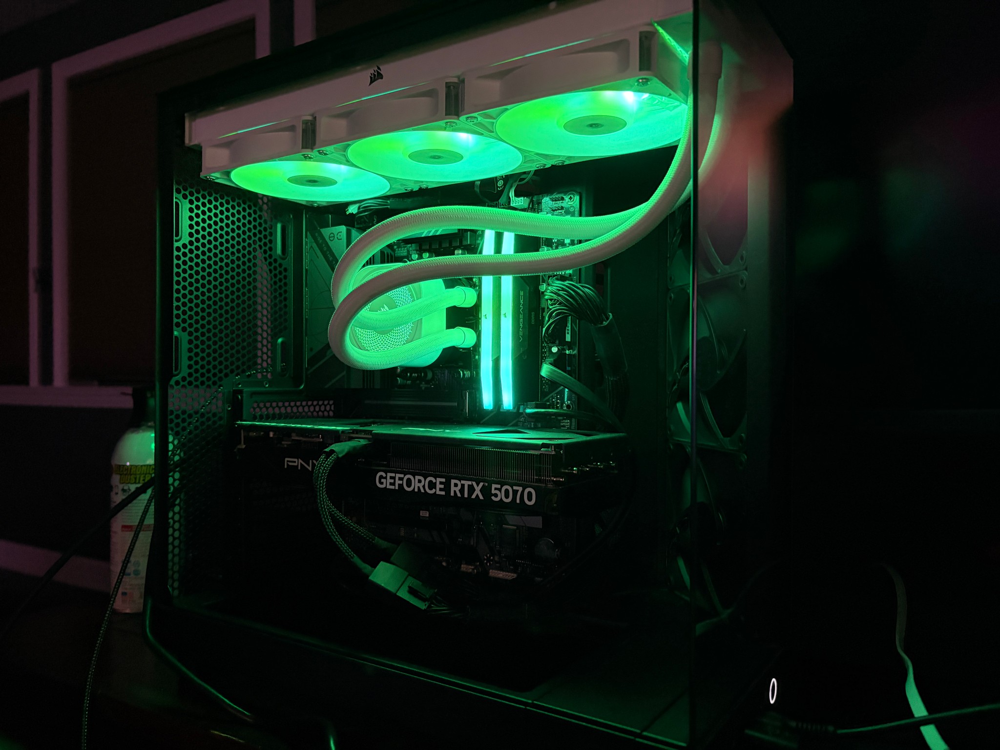 RTX 5070 + Ryzen 7 5700X3D Gaming PC | 32GB Corsair RGB RAM | 3TB Storage