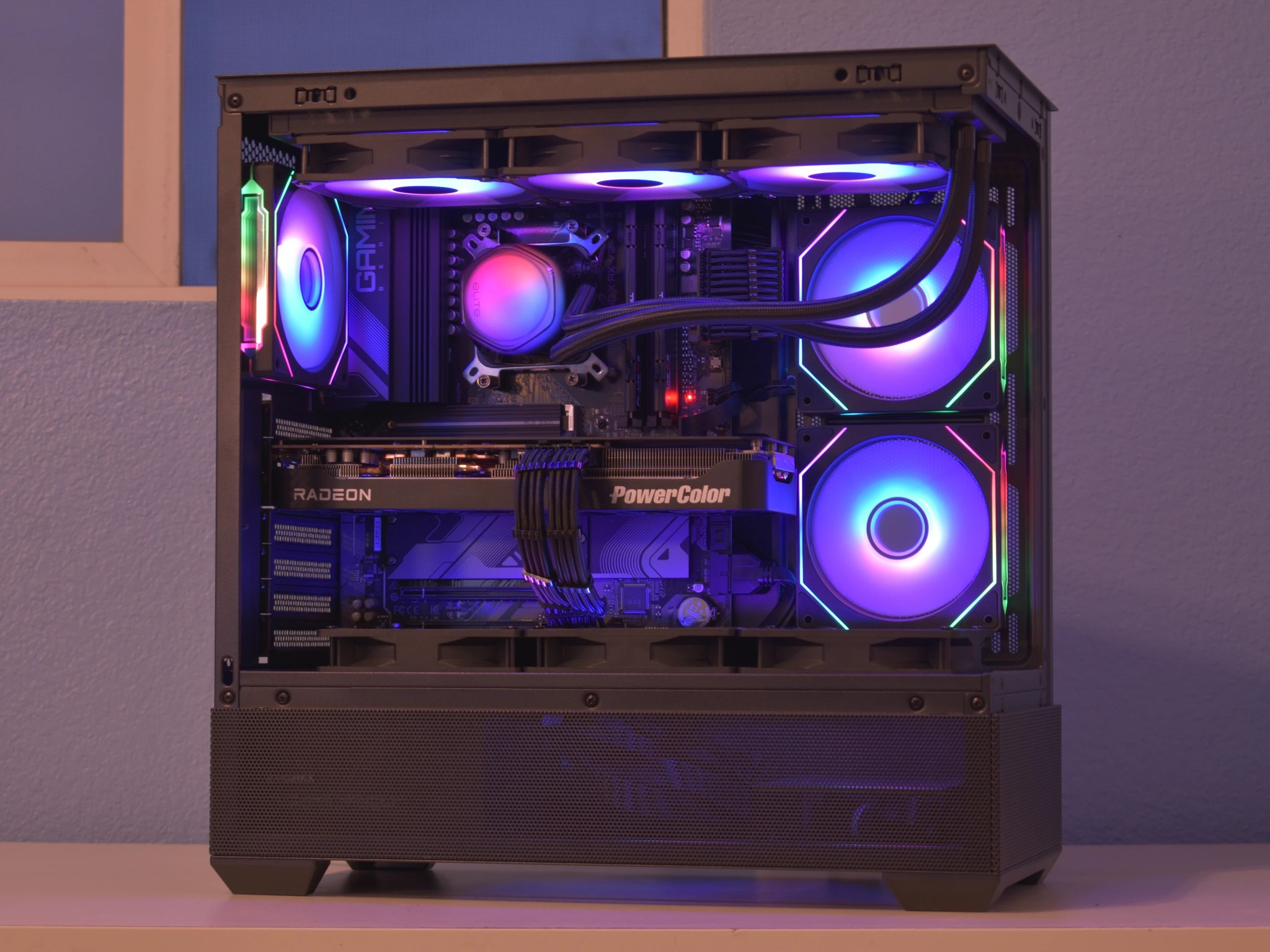 🚀Performance Gamer🚀 Ryzen 7 9700X | AMD RX 9070XT 16GB | 32GB DDR5 | 2TB nVME SSD | White RGB+Wifi
