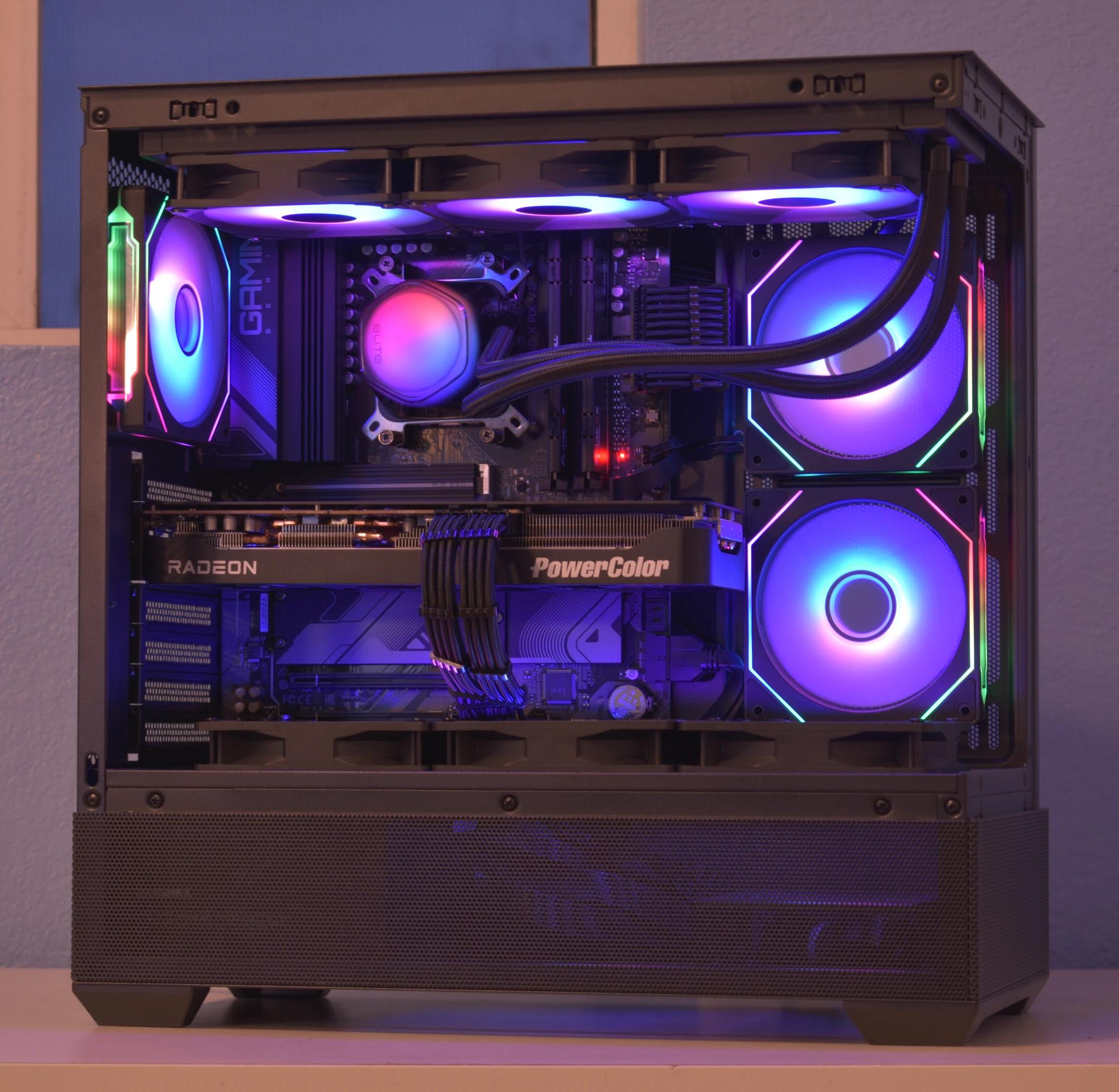 🚀Performance Gamer🚀 Ryzen 7 9700X | AMD RX 9070XT 16GB | 32GB DDR5 | 2TB nVME SSD | White RGB+Wifi